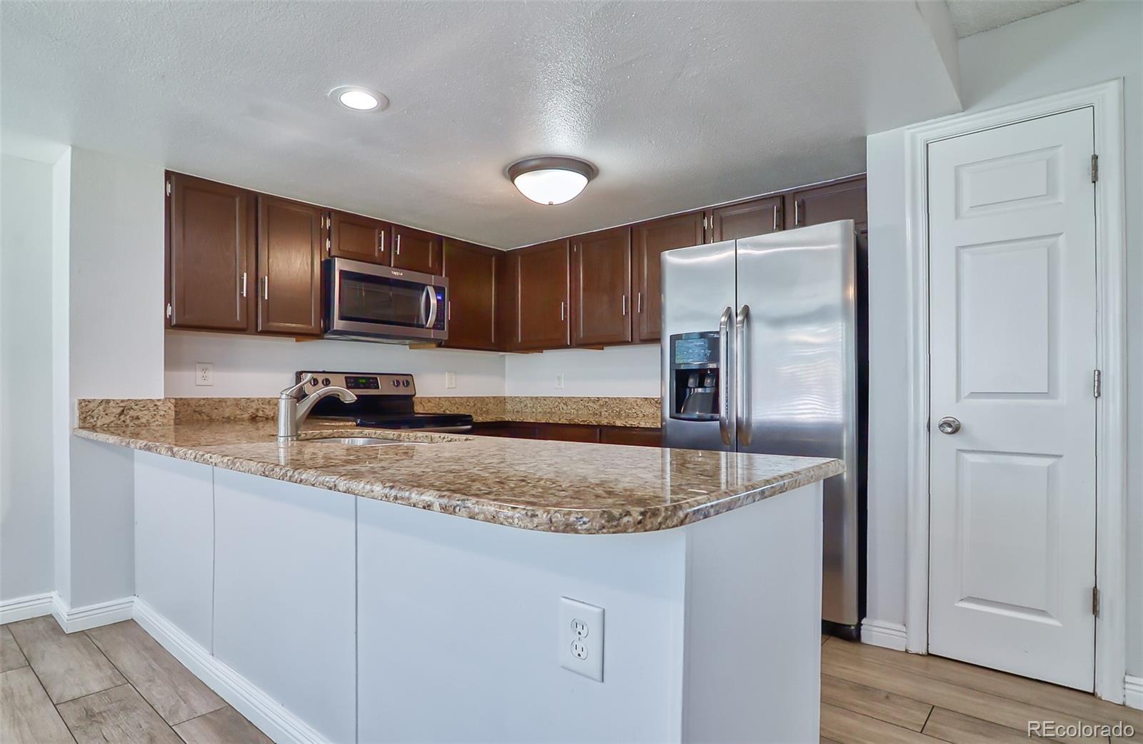 MLS Image #7 for 1025  brittany way,littleton, Colorado