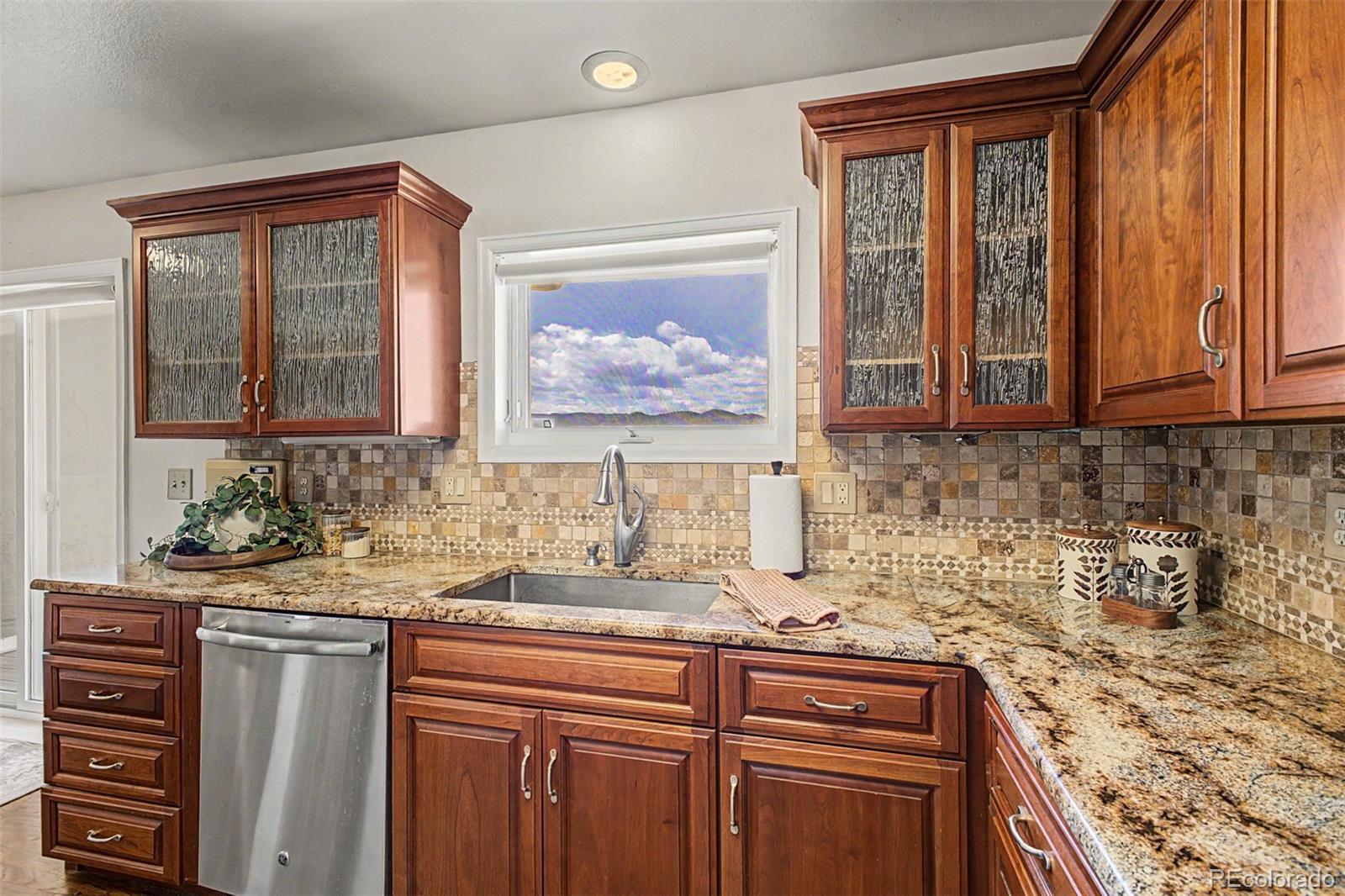 MLS Image #4 for 6894 w chatfield lane,littleton, Colorado