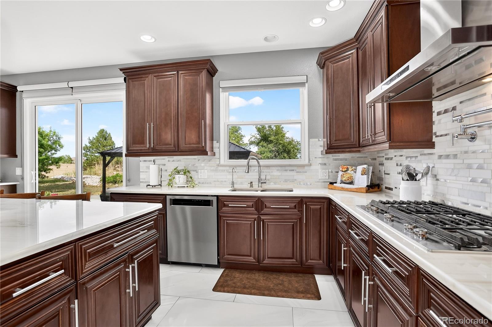 MLS Image #10 for 460  columbine drive,bennett, Colorado