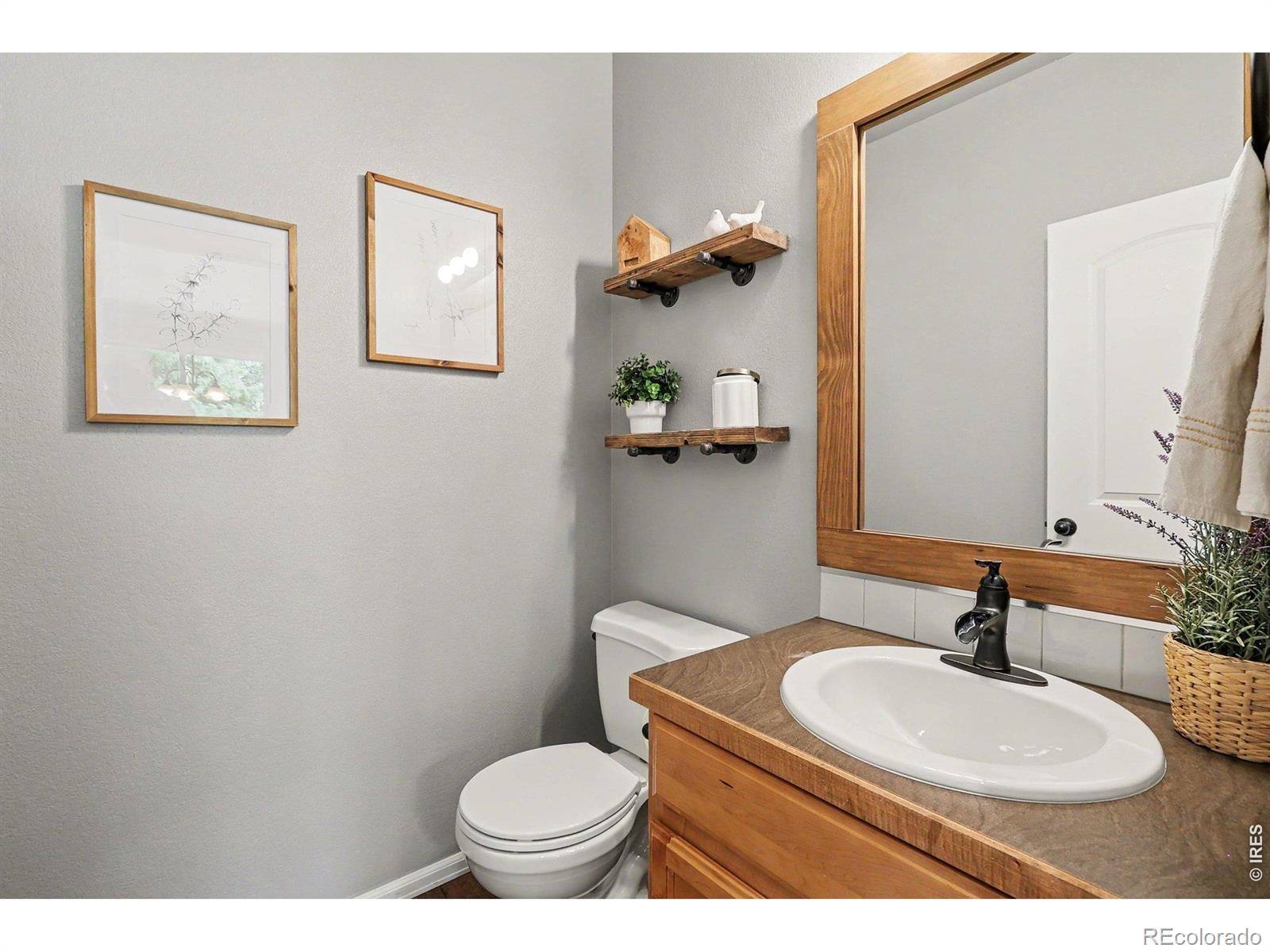 MLS Image #19 for 218  sycamore avenue,johnstown, Colorado