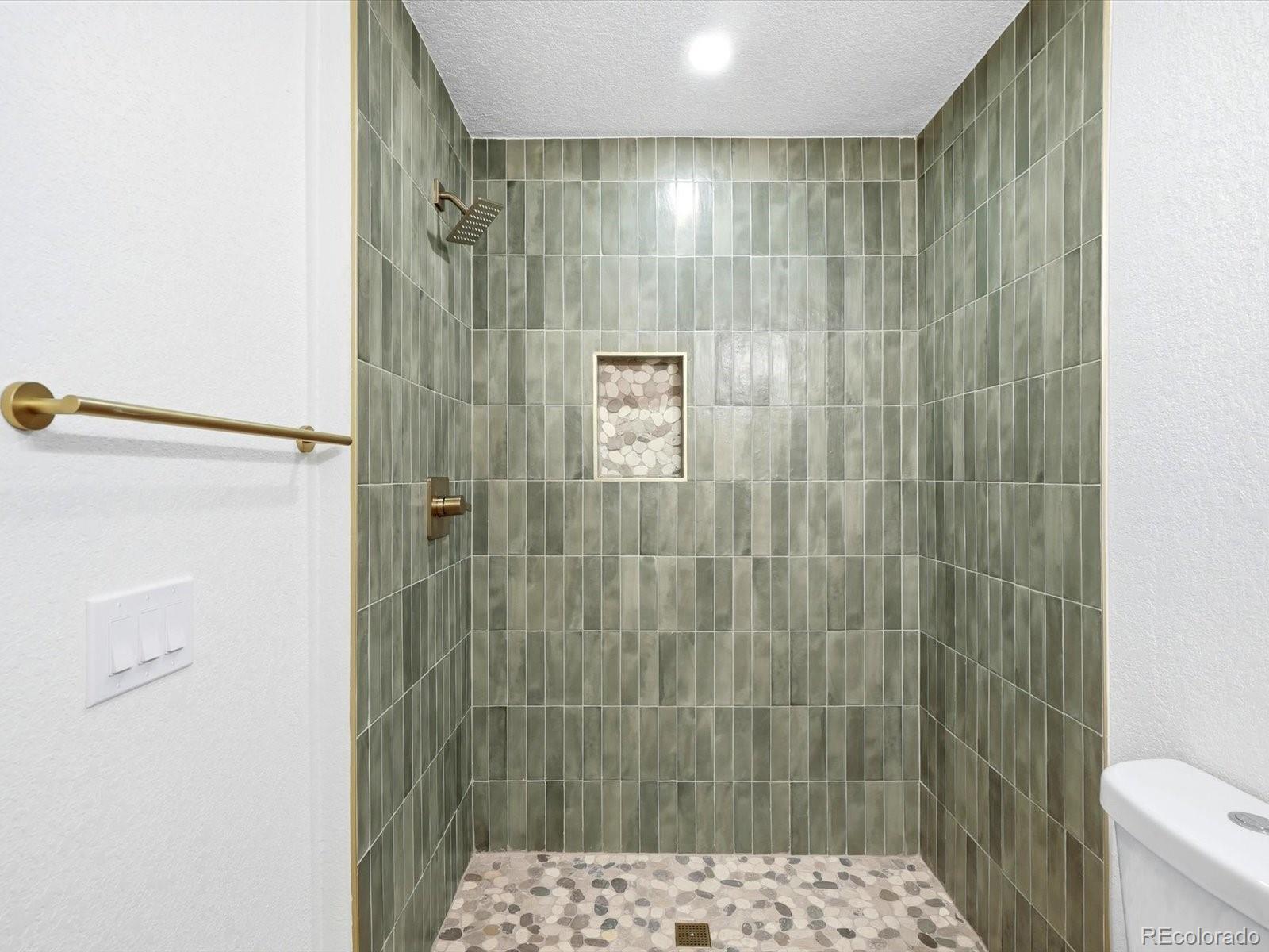 MLS Image #18 for 3150 w alaska place,denver, Colorado
