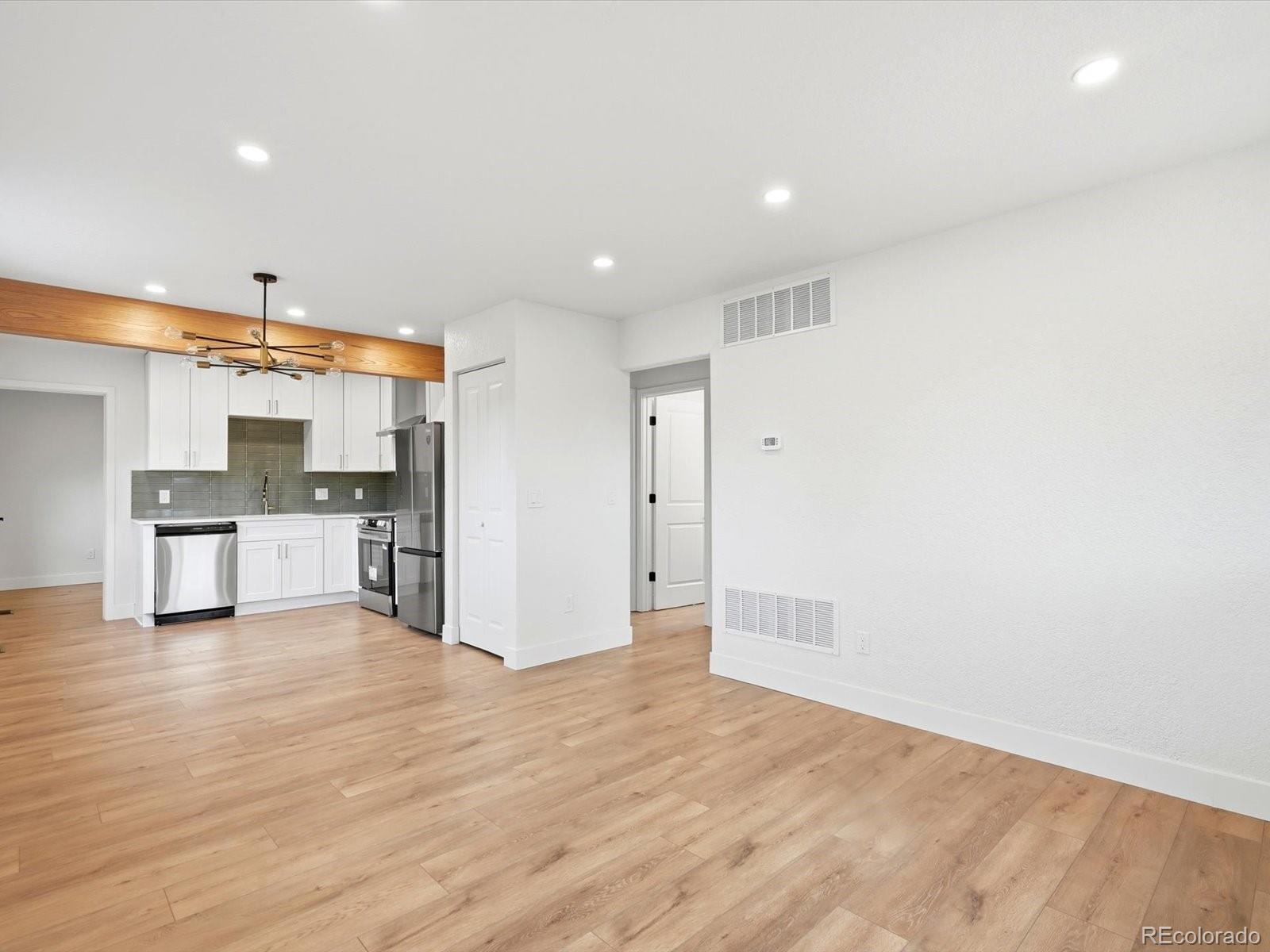 MLS Image #5 for 3150 w alaska place,denver, Colorado