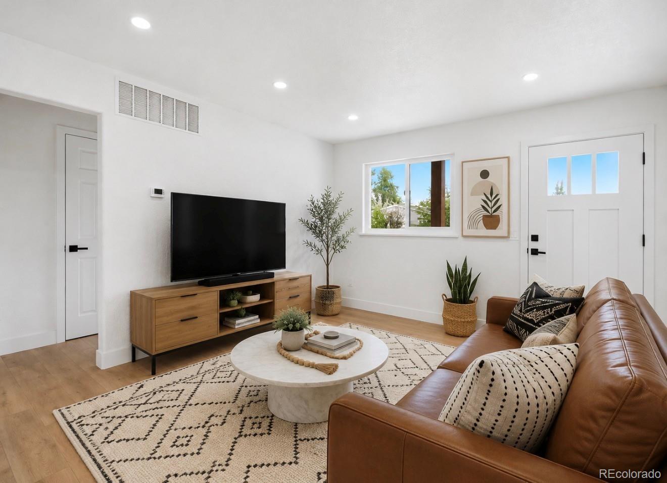 MLS Image #9 for 3150 w alaska place,denver, Colorado