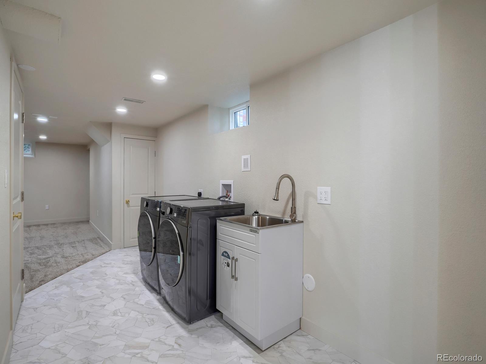 MLS Image #17 for 3699  grape street,denver, Colorado