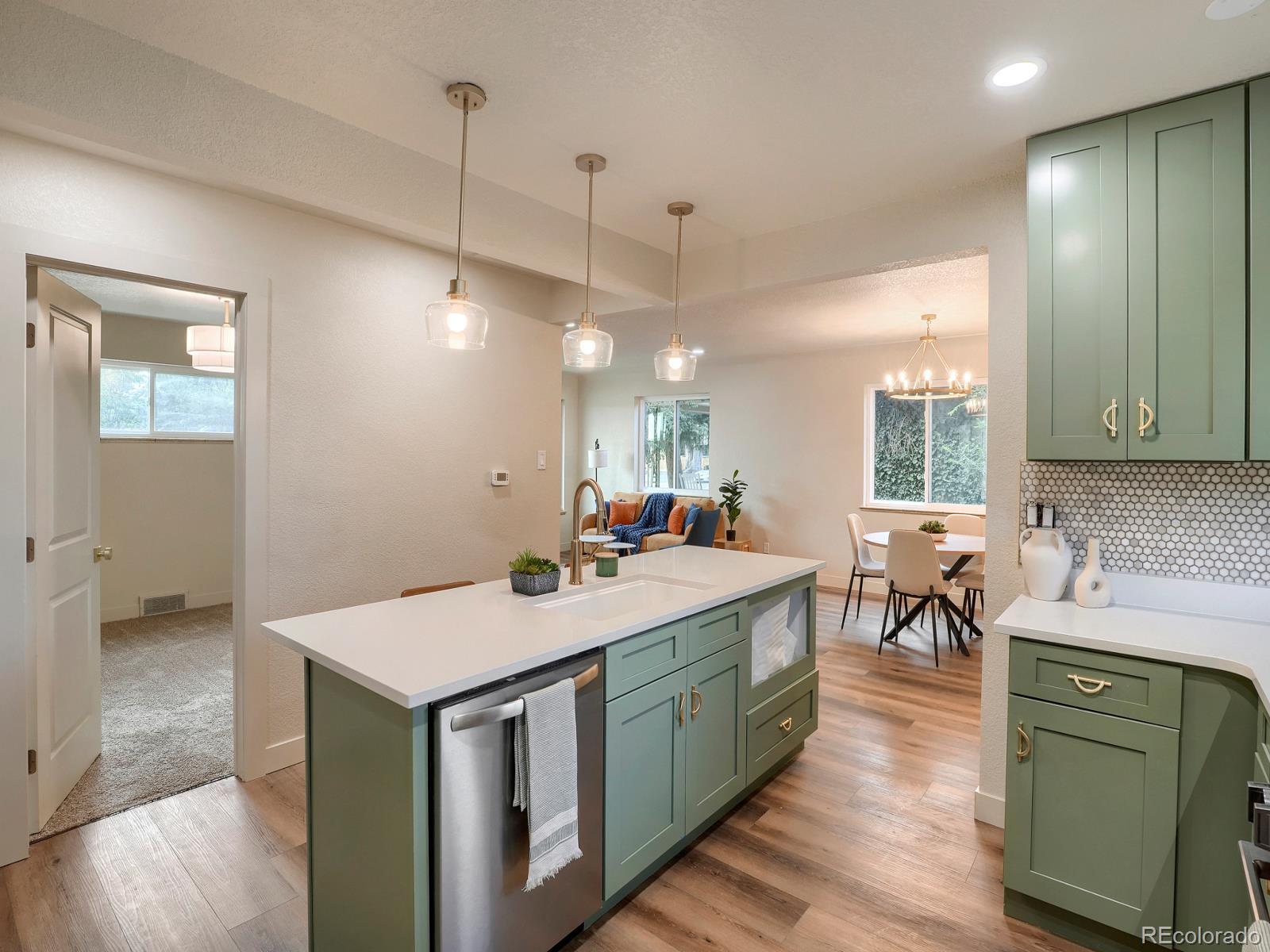 MLS Image #4 for 3699  grape street,denver, Colorado