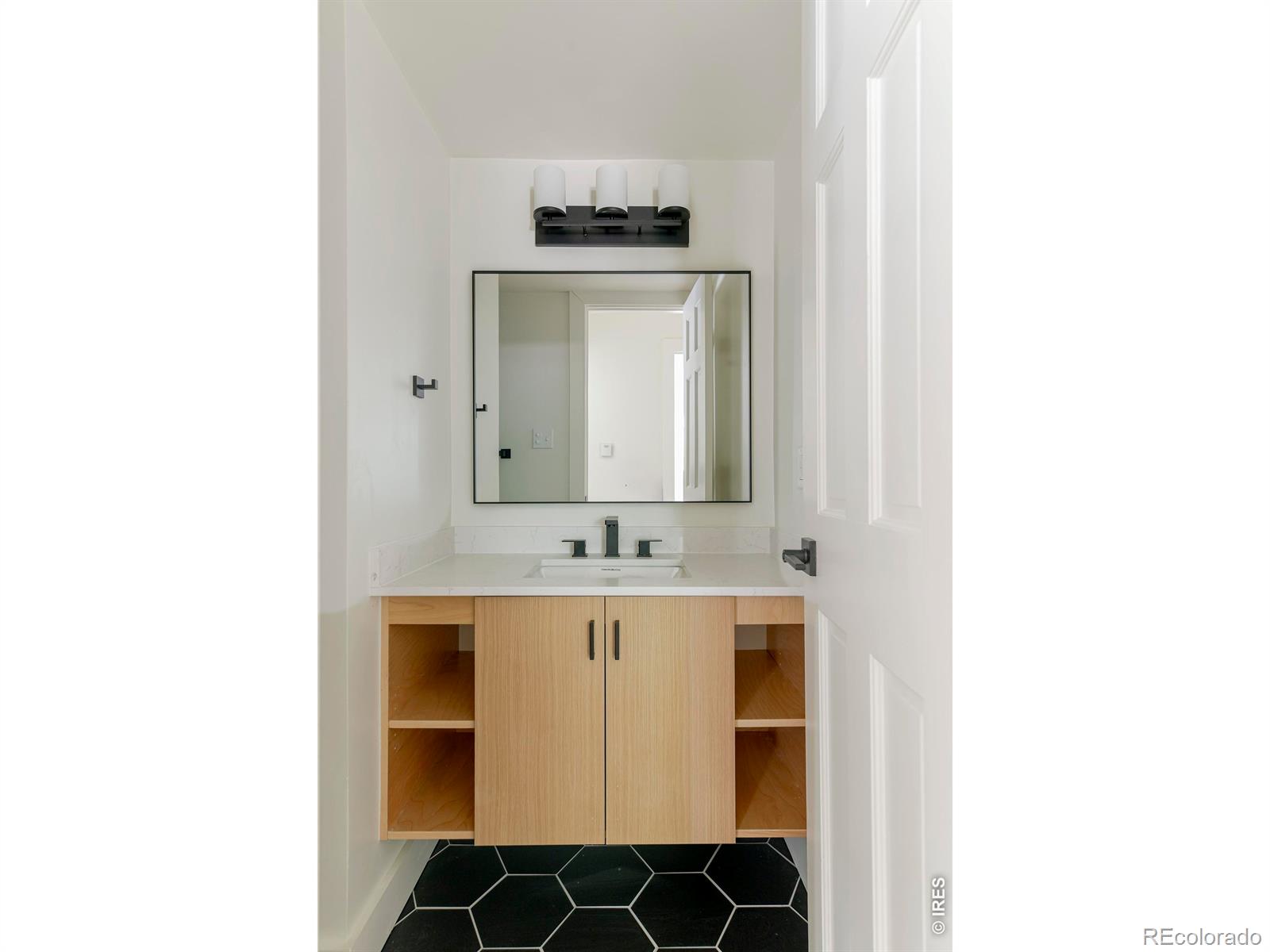 MLS Image #35 for 139  forest trail,winter park, Colorado