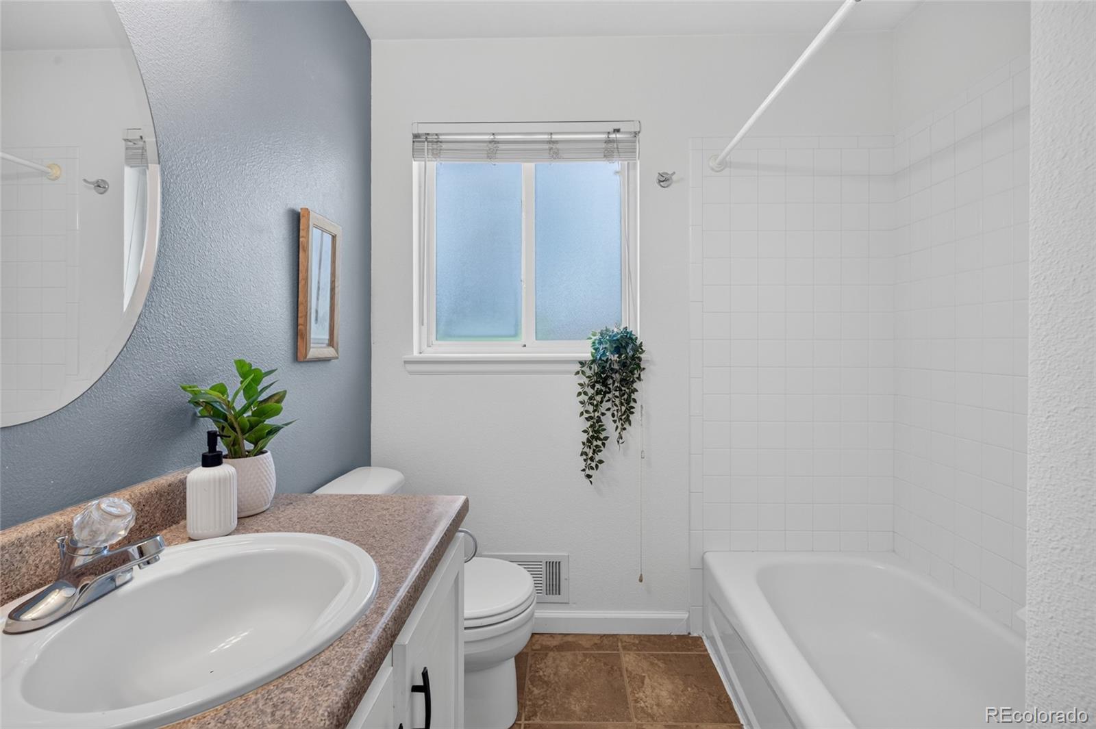MLS Image #31 for 7981  robin lane,denver, Colorado