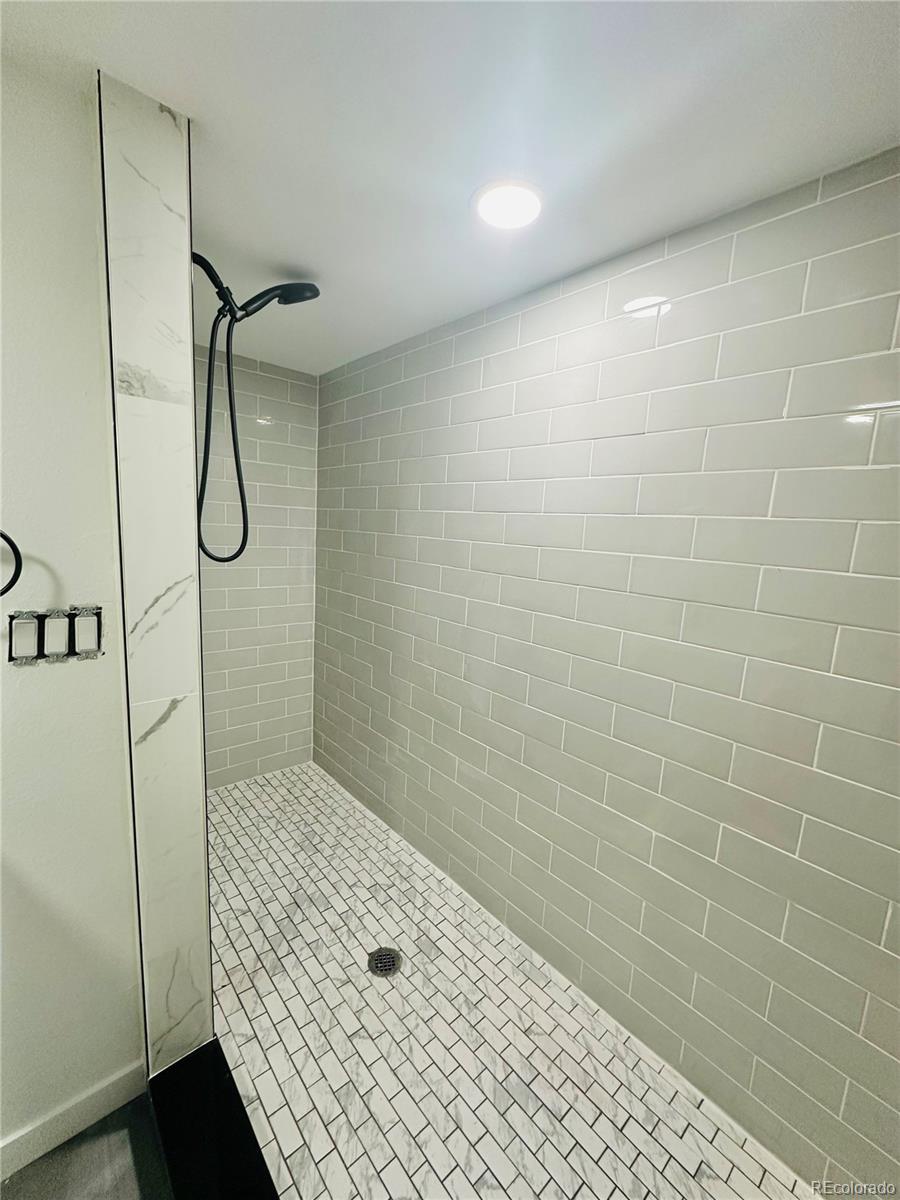 MLS Image #20 for 2002 s worchester way ,aurora, Colorado