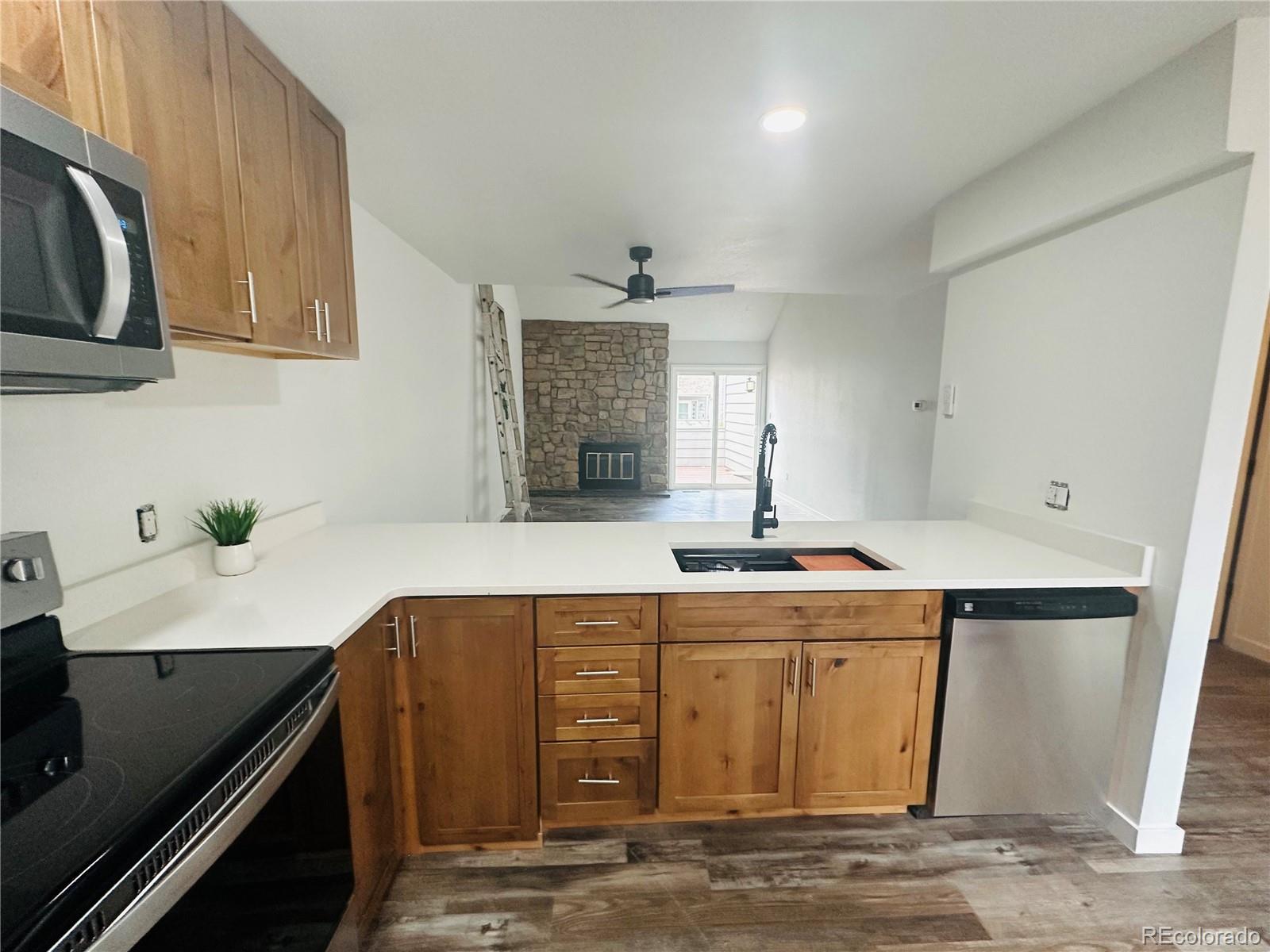 MLS Image #3 for 2002 s worchester way ,aurora, Colorado