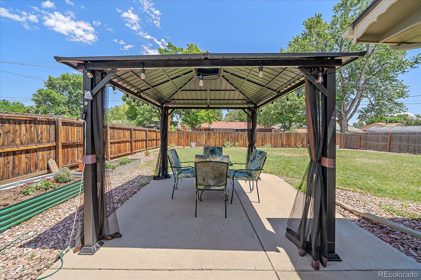 MLS Image #18 for 1654 s endicott street,denver, Colorado
