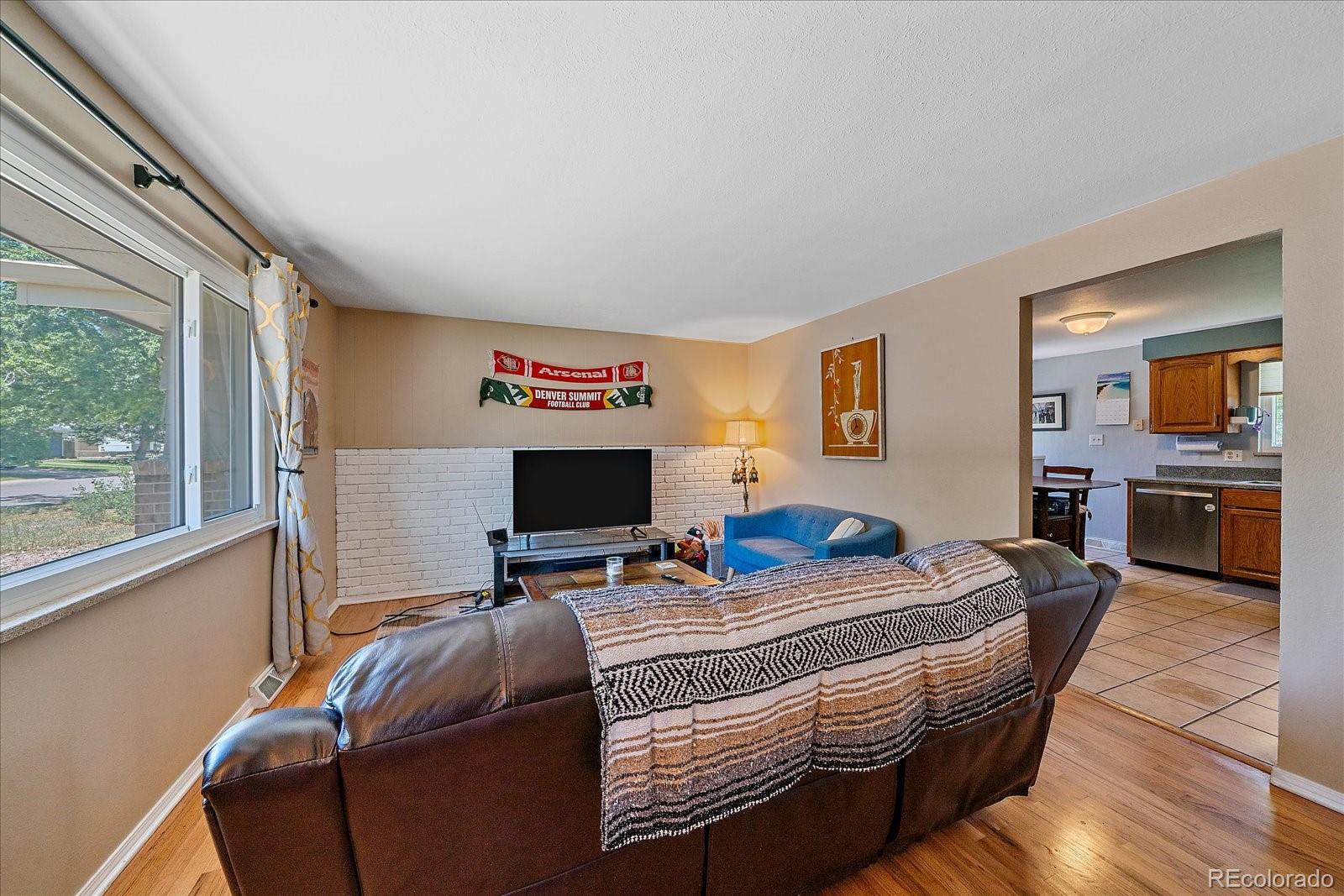 MLS Image #2 for 1654 s endicott street,denver, Colorado