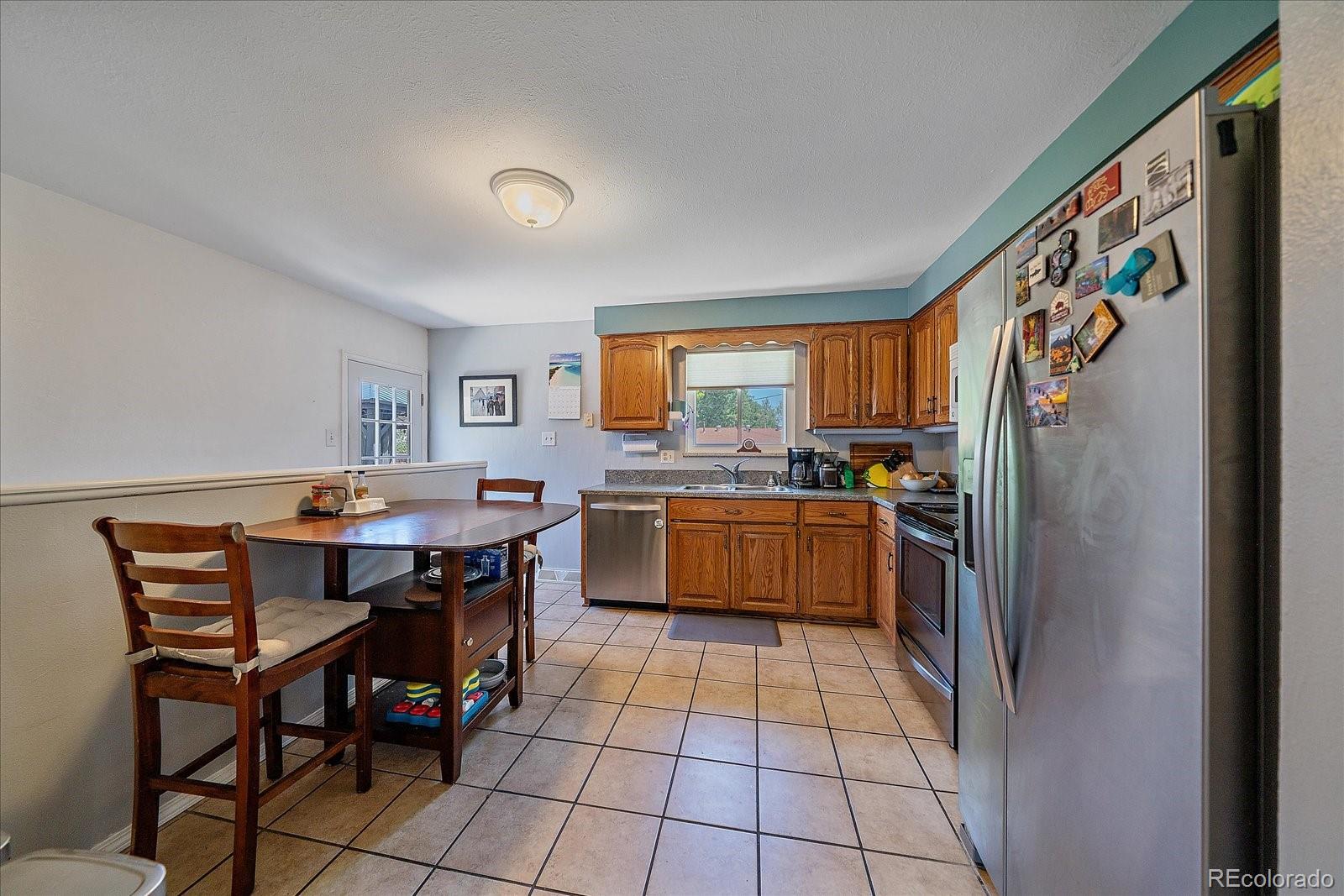 MLS Image #4 for 1654 s endicott street,denver, Colorado