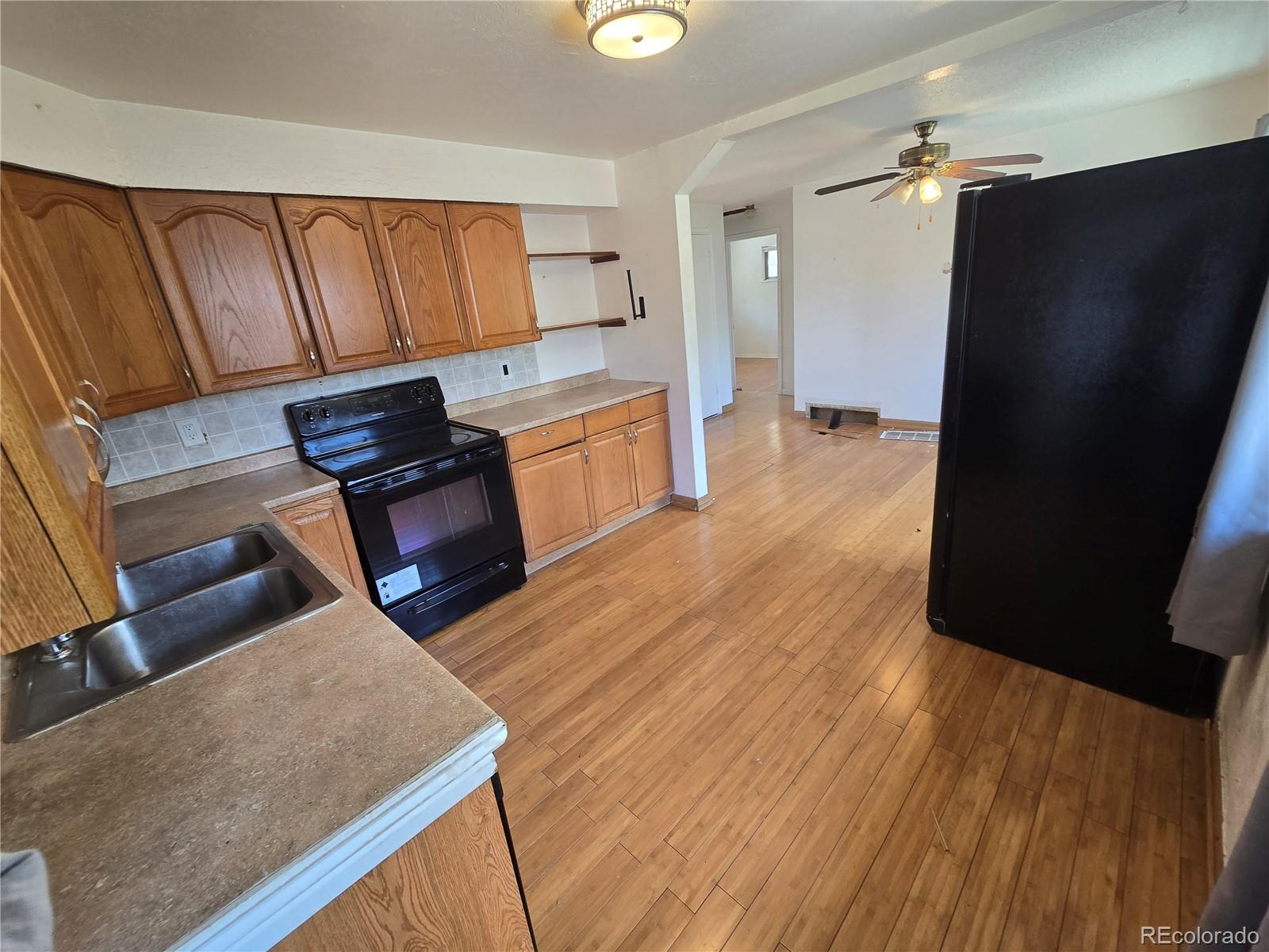 MLS Image #12 for 3217 n raleigh street,denver, Colorado