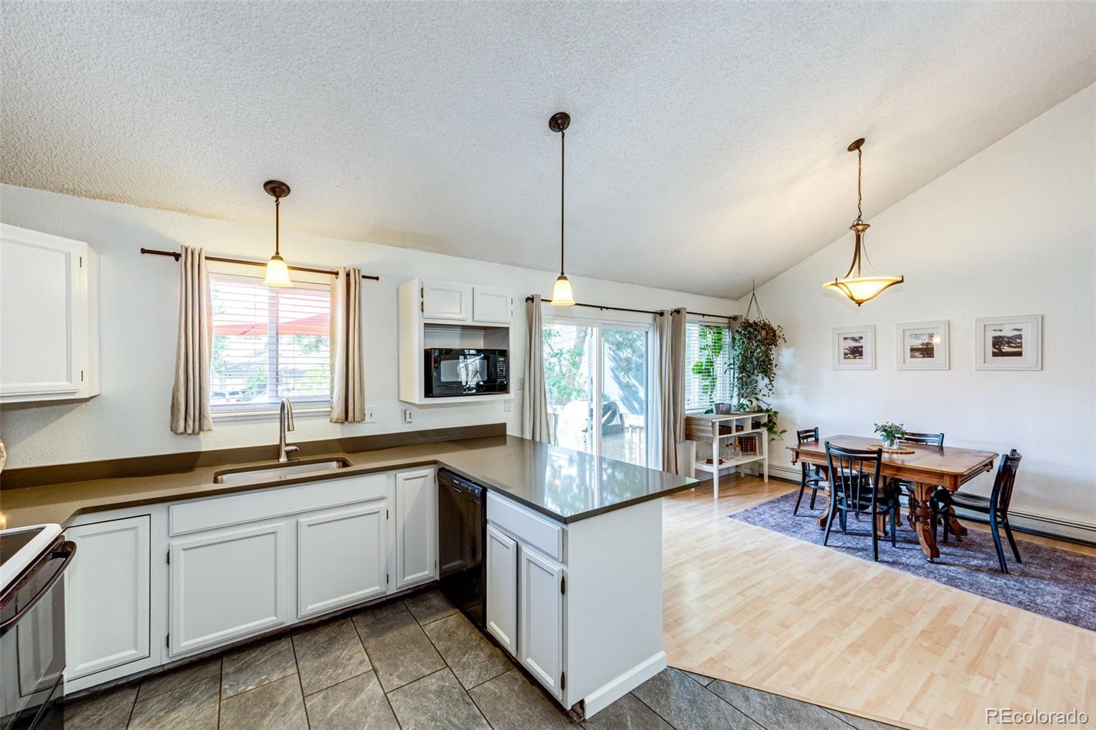 MLS Image #14 for 2924 w bryant circle,littleton, Colorado