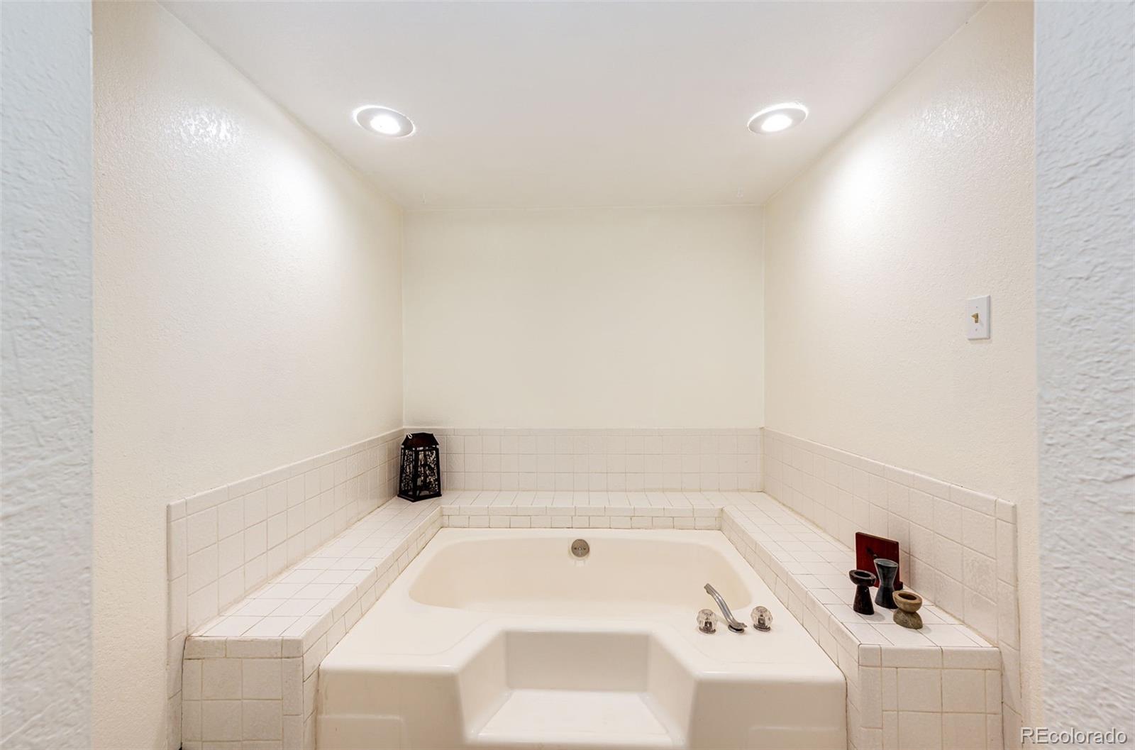 MLS Image #18 for 2924 w bryant circle,littleton, Colorado