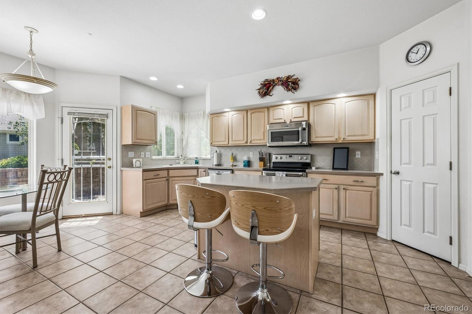 MLS Image #12 for 10767  zuni drive,denver, Colorado