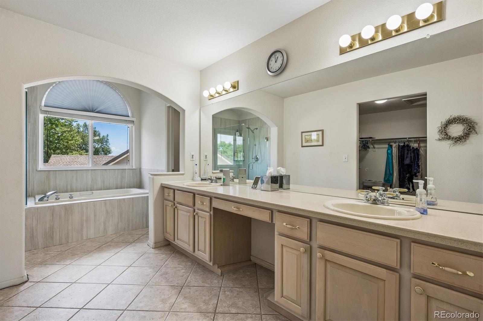 MLS Image #21 for 10767  zuni drive,denver, Colorado