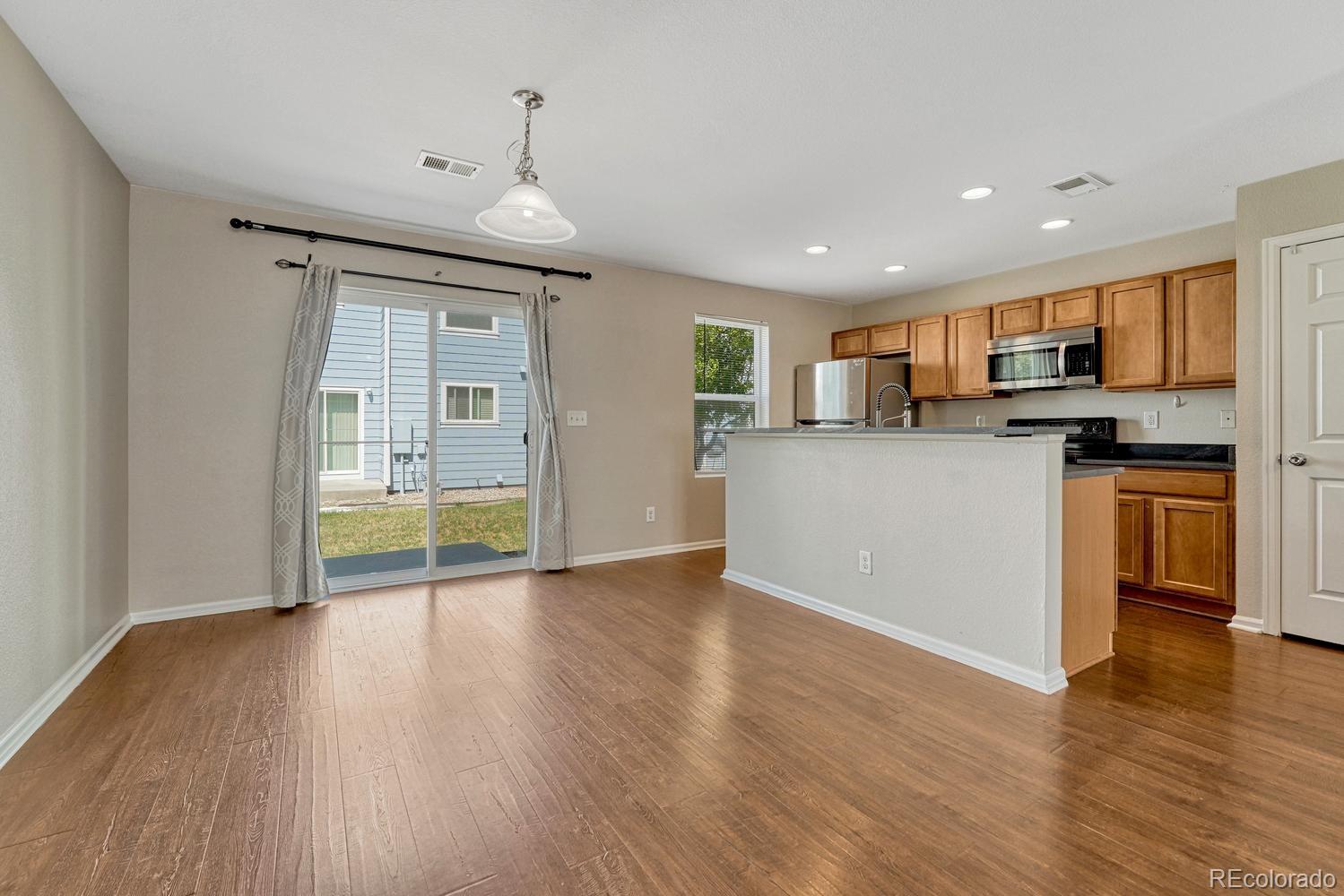 MLS Image #6 for 18731 e 58th avenue,denver, Colorado