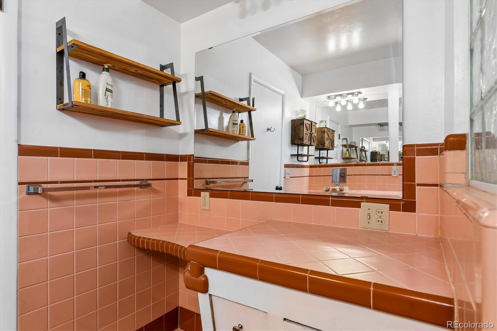 MLS Image #12 for 5700 s huron street,littleton, Colorado