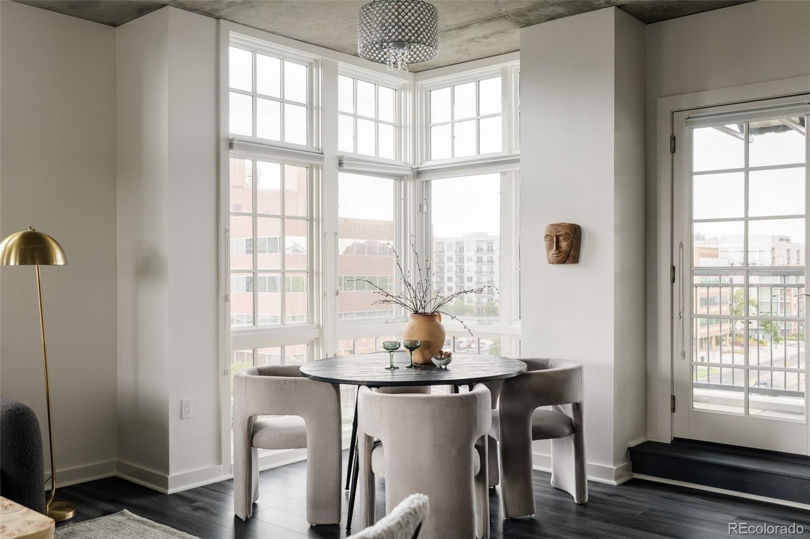 MLS Image #2 for 275 s harrison street 501,denver, Colorado