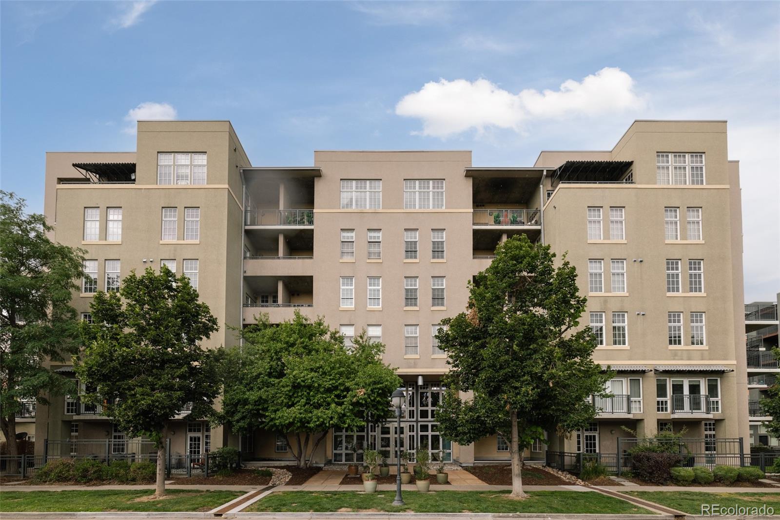 MLS Image #29 for 275 s harrison street 501,denver, Colorado