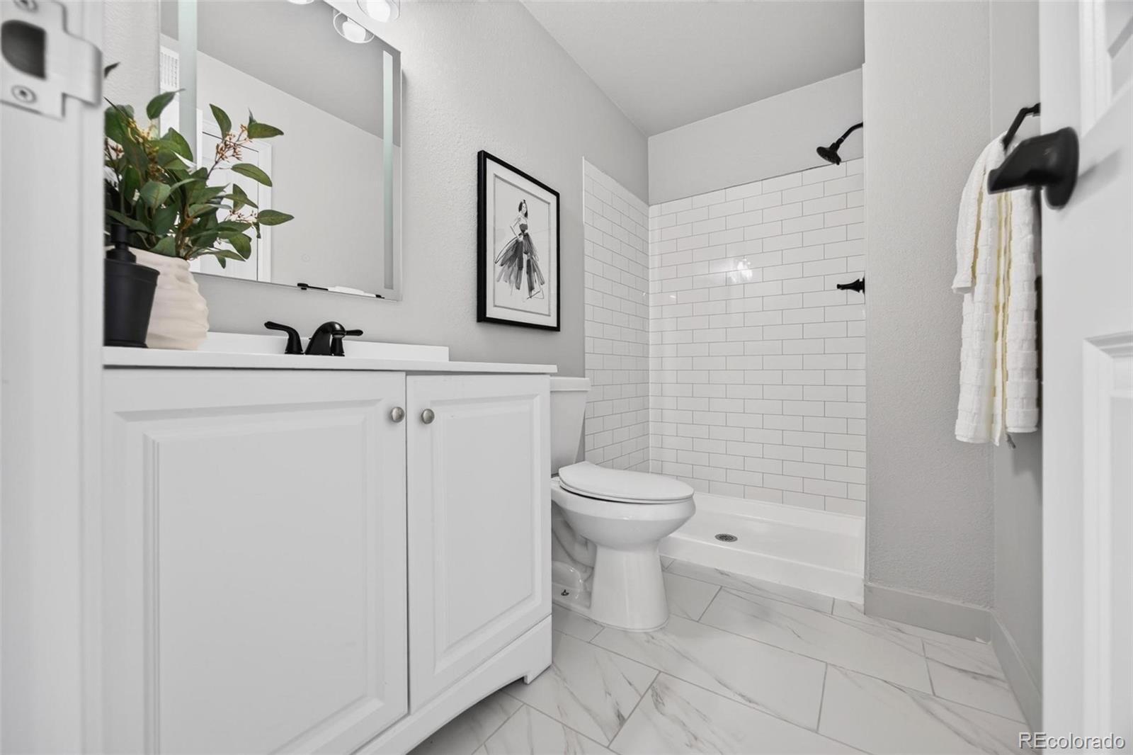 MLS Image #6 for 4400 s quebec street,denver, Colorado
