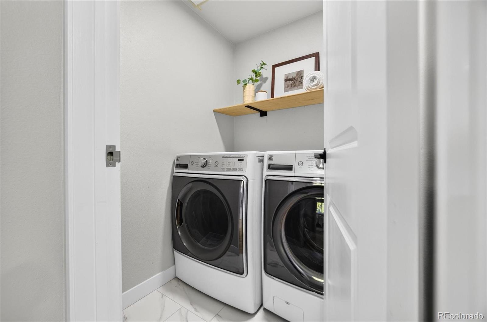 MLS Image #7 for 4400 s quebec street,denver, Colorado