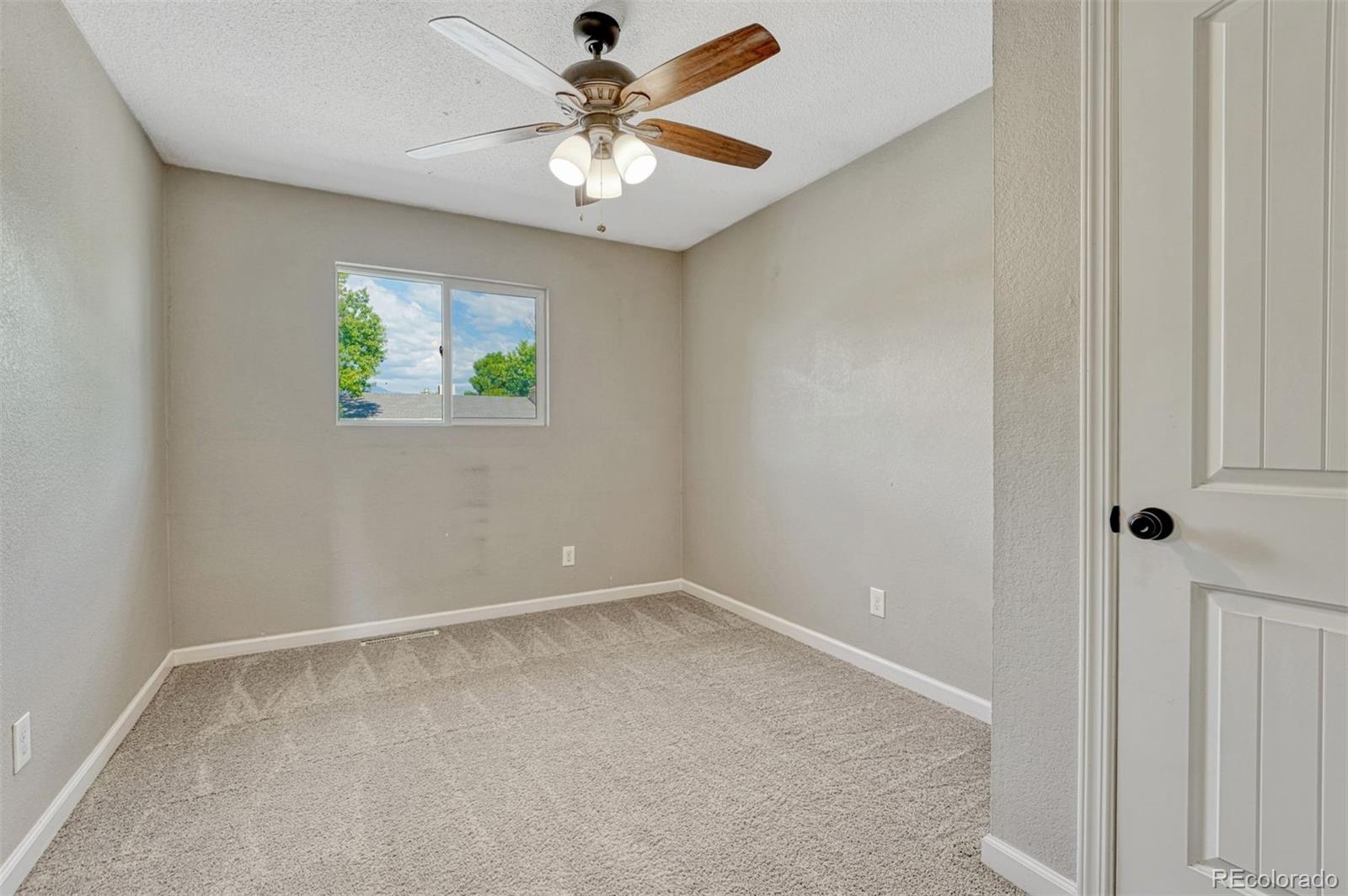 MLS Image #17 for 2011  montezuma drive,colorado springs, Colorado