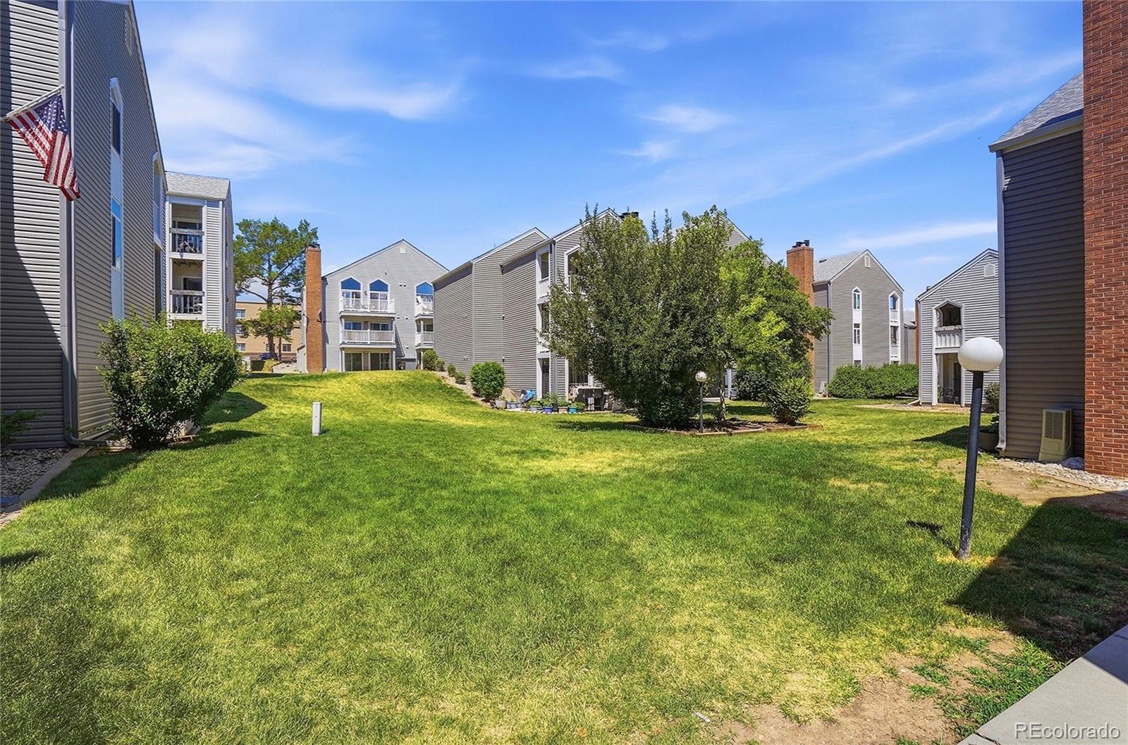MLS Image #24 for 3436 s locust street,denver, Colorado