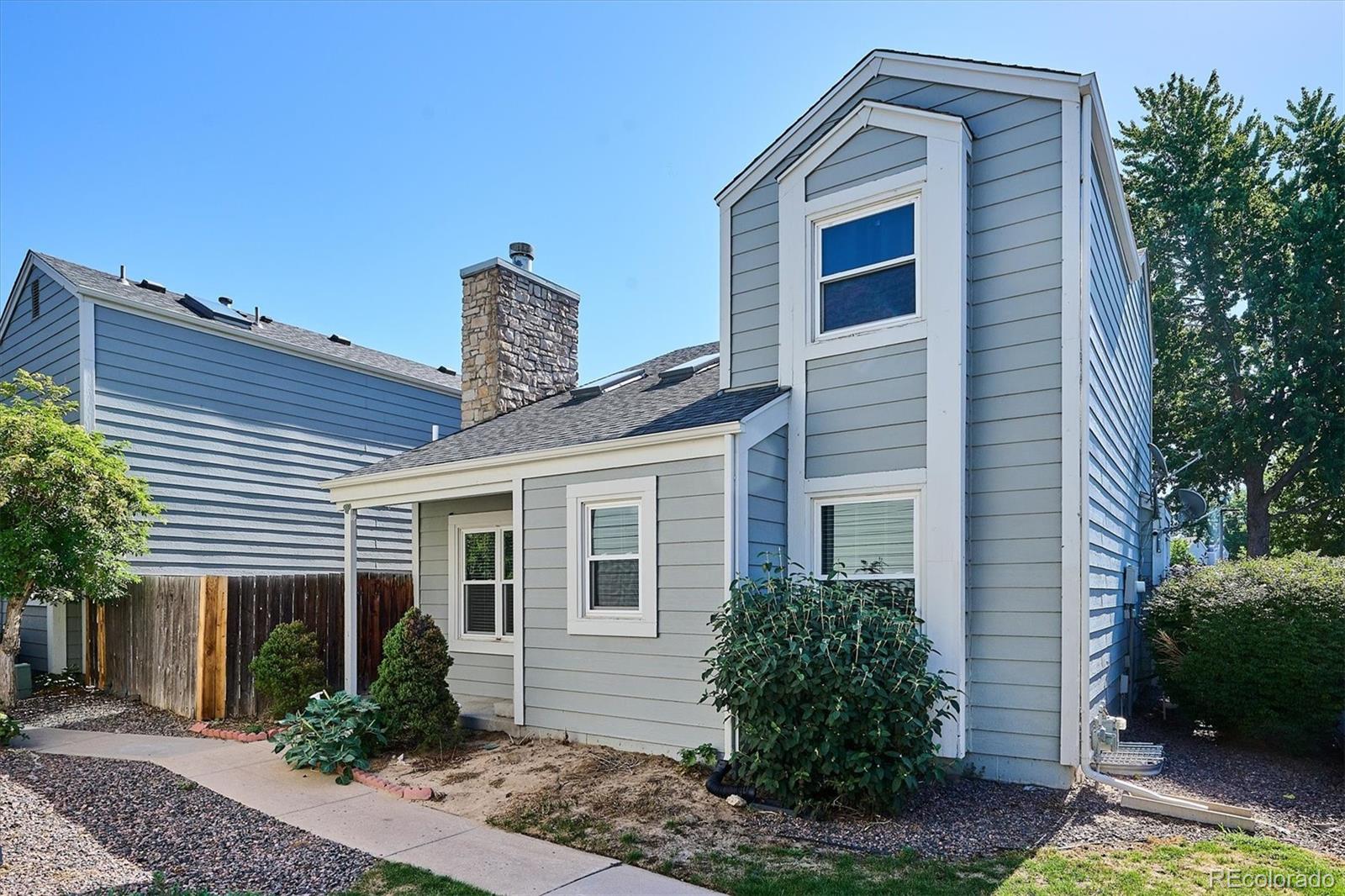 MLS Image #1 for 11601 e cornell circle,aurora, Colorado
