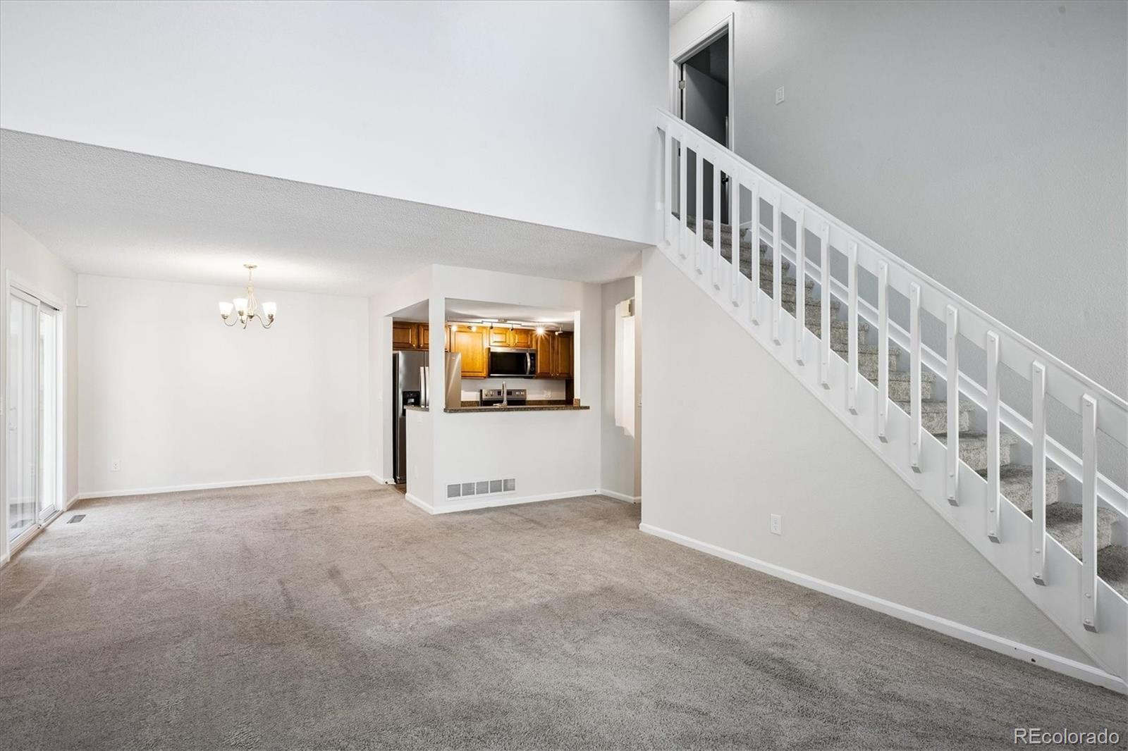 MLS Image #3 for 11601 e cornell circle,aurora, Colorado