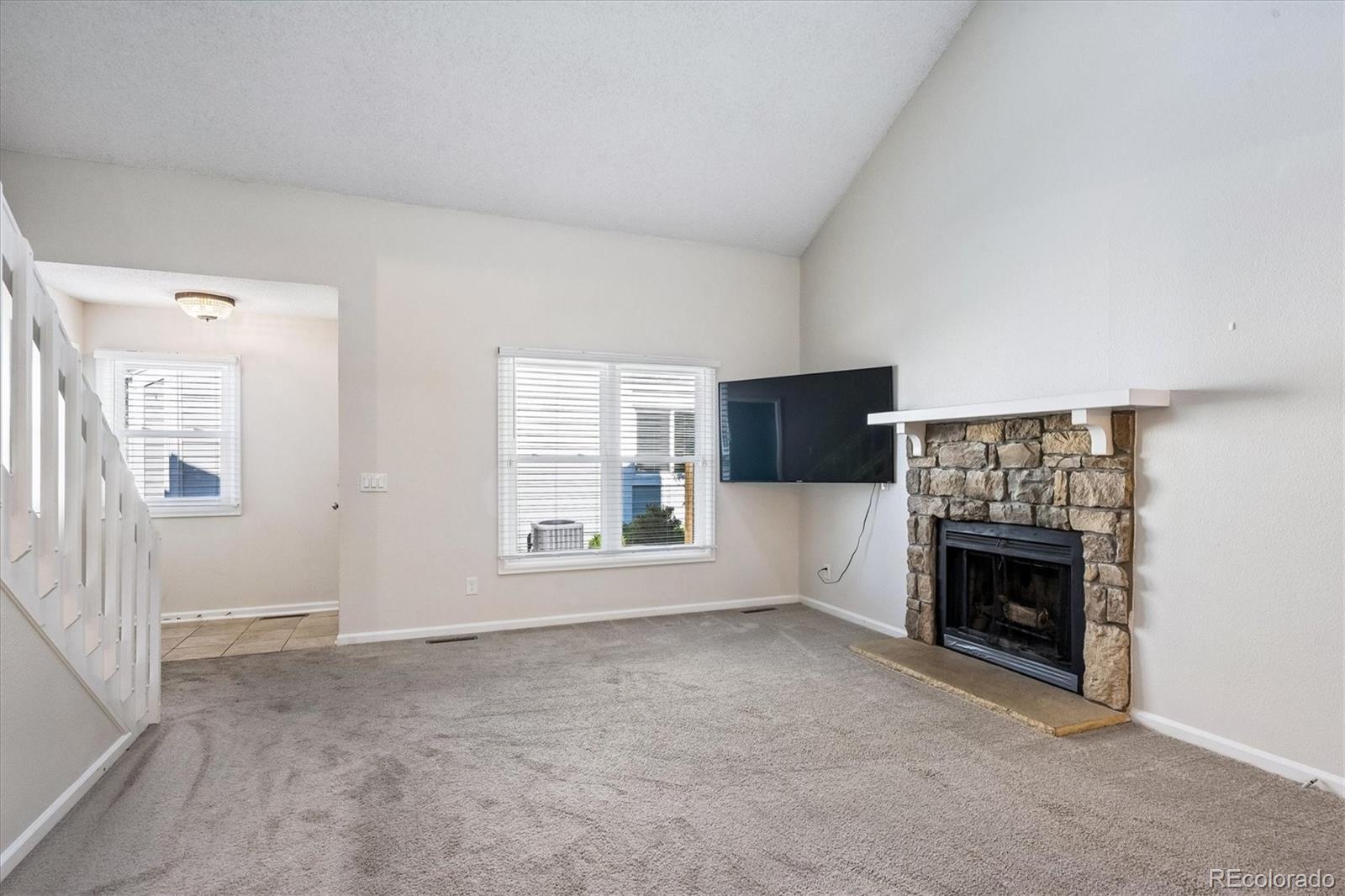 MLS Image #4 for 11601 e cornell circle,aurora, Colorado