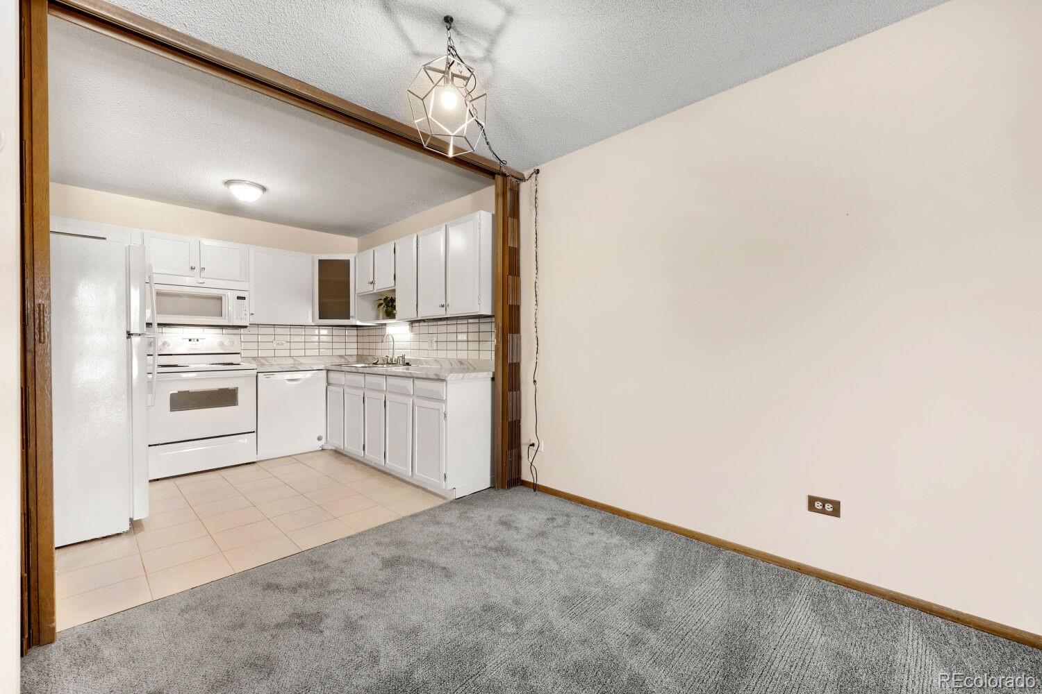 MLS Image #4 for 620 s alton way,denver, Colorado