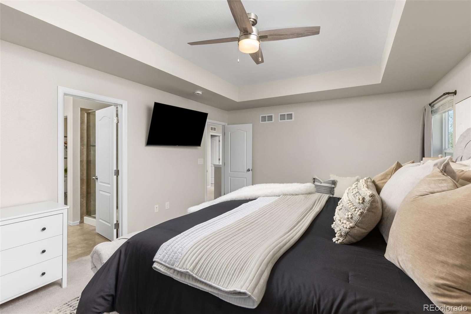 MLS Image #17 for 26265 e canal place,aurora, Colorado