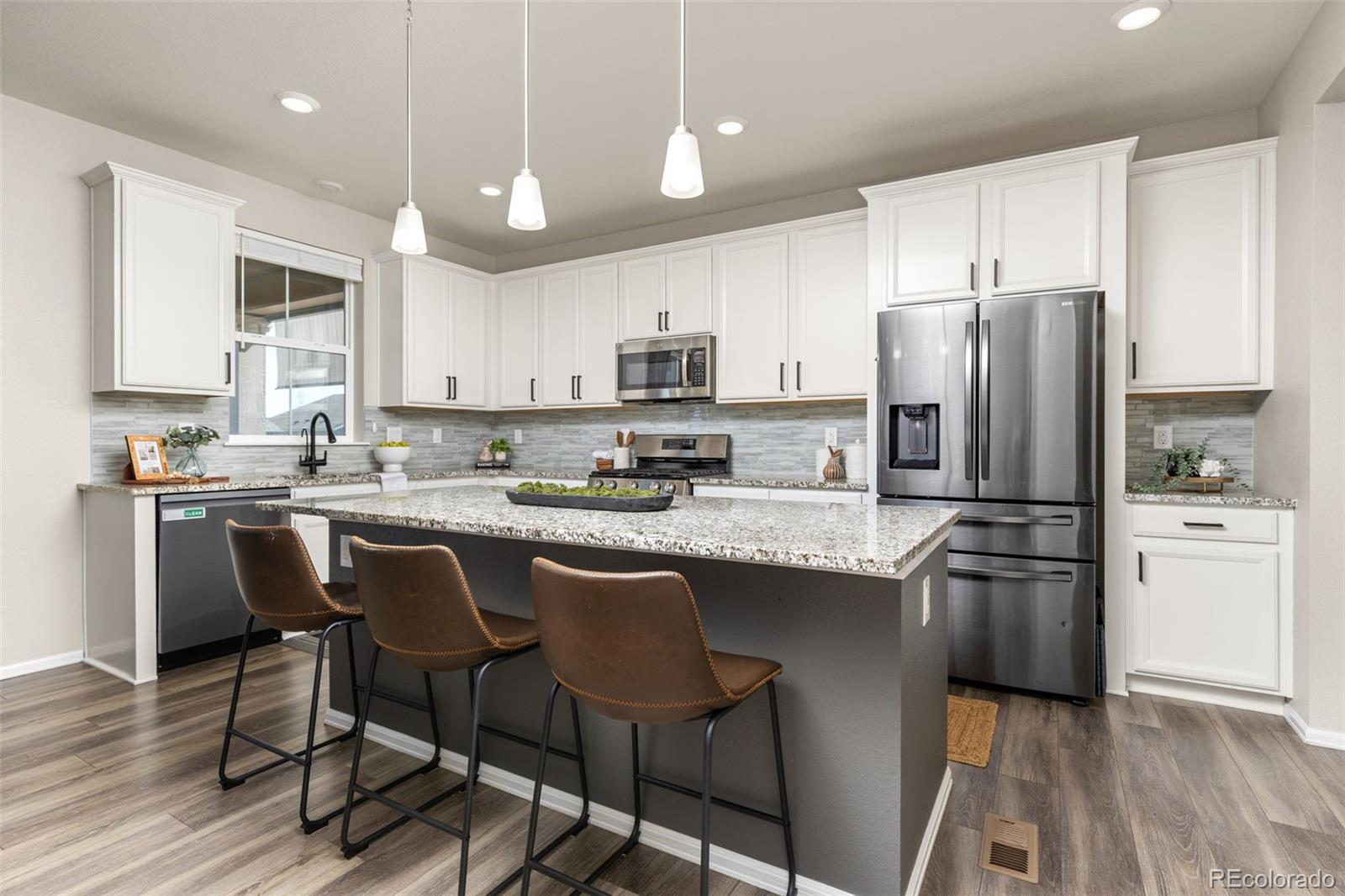 MLS Image #8 for 26265 e canal place,aurora, Colorado