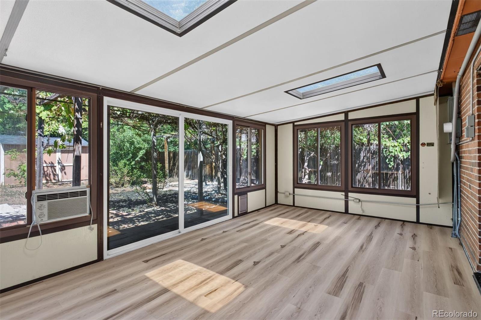 MLS Image #12 for 1219  jasmine street,denver, Colorado