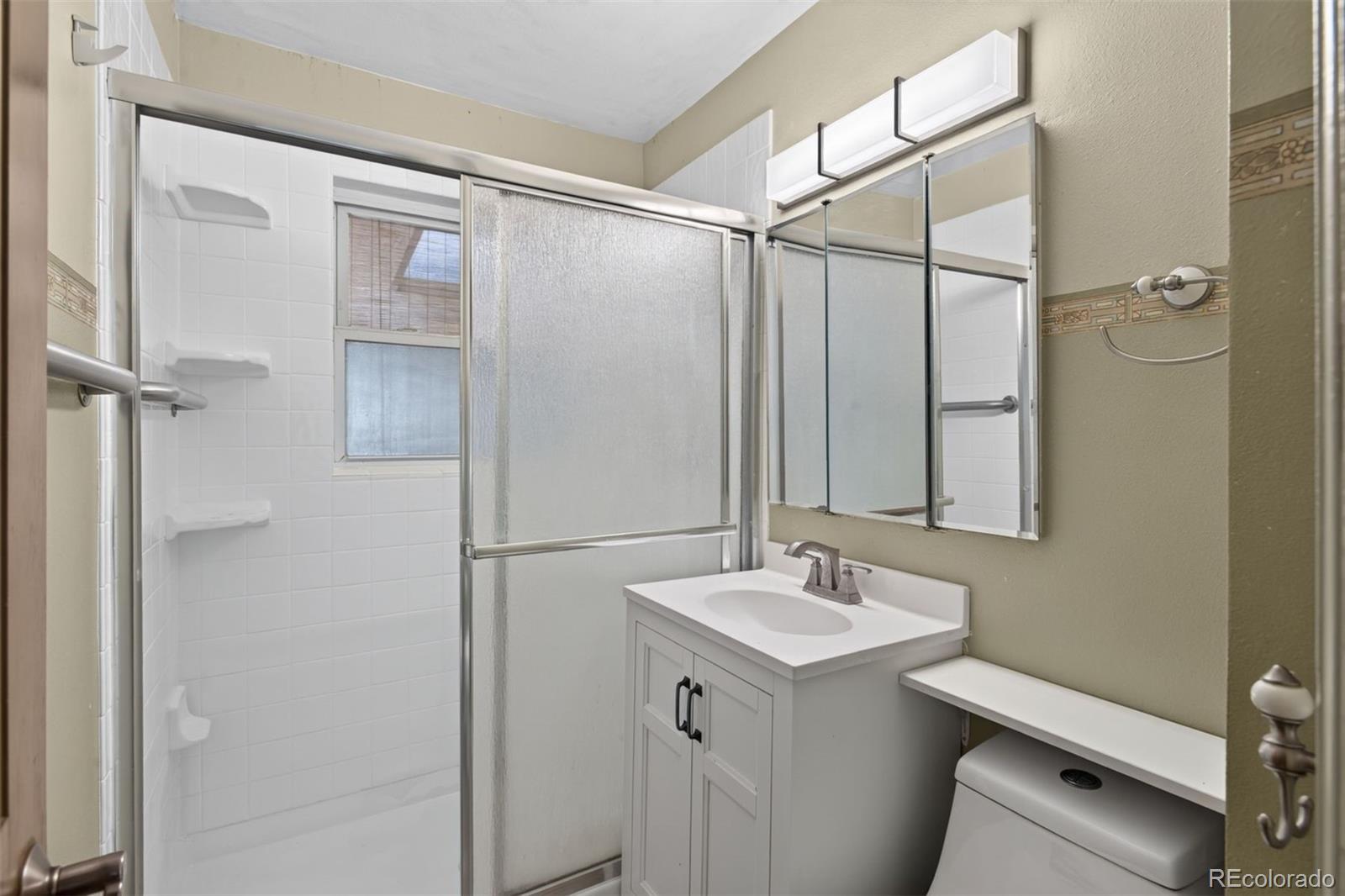 MLS Image #15 for 1219  jasmine street,denver, Colorado