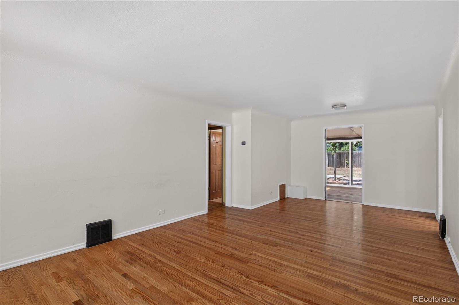 MLS Image #2 for 1219  jasmine street,denver, Colorado