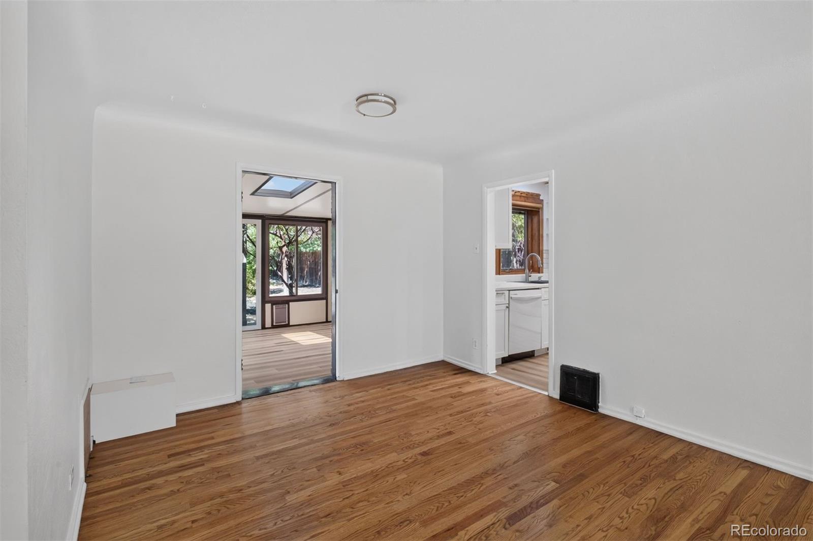 MLS Image #4 for 1219  jasmine street,denver, Colorado