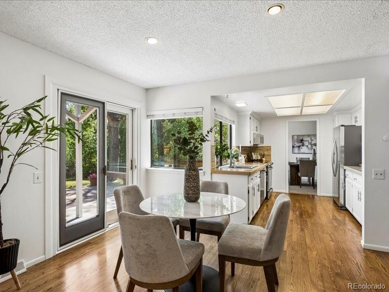 MLS Image #10 for 7566 s willow way,centennial, Colorado