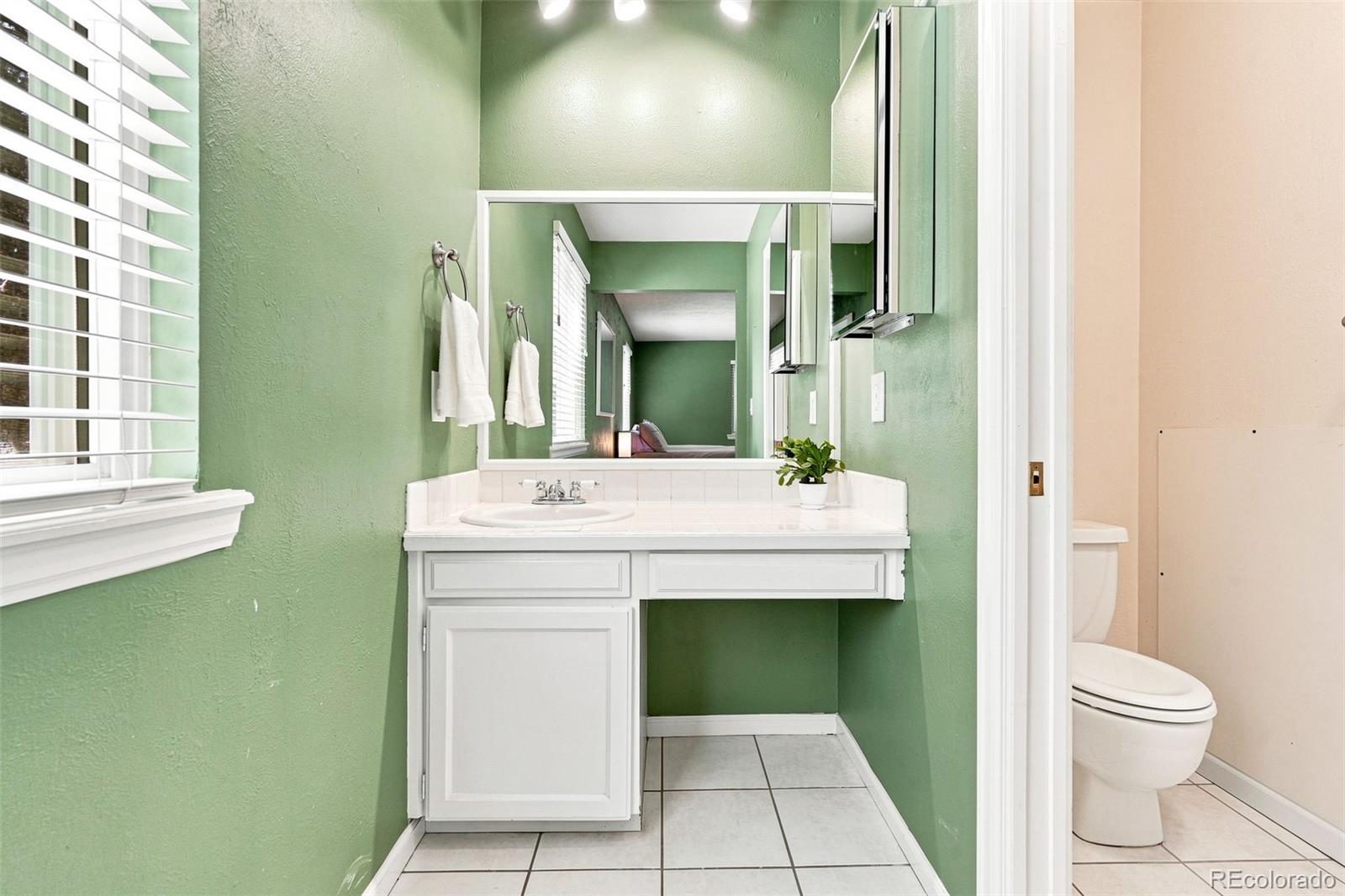 MLS Image #20 for 7807 s poplar way,centennial, Colorado