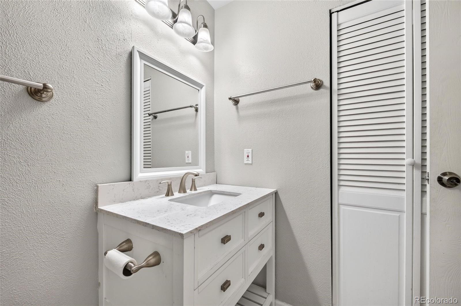 MLS Image #17 for 3653 s sheridan boulevard,denver, Colorado
