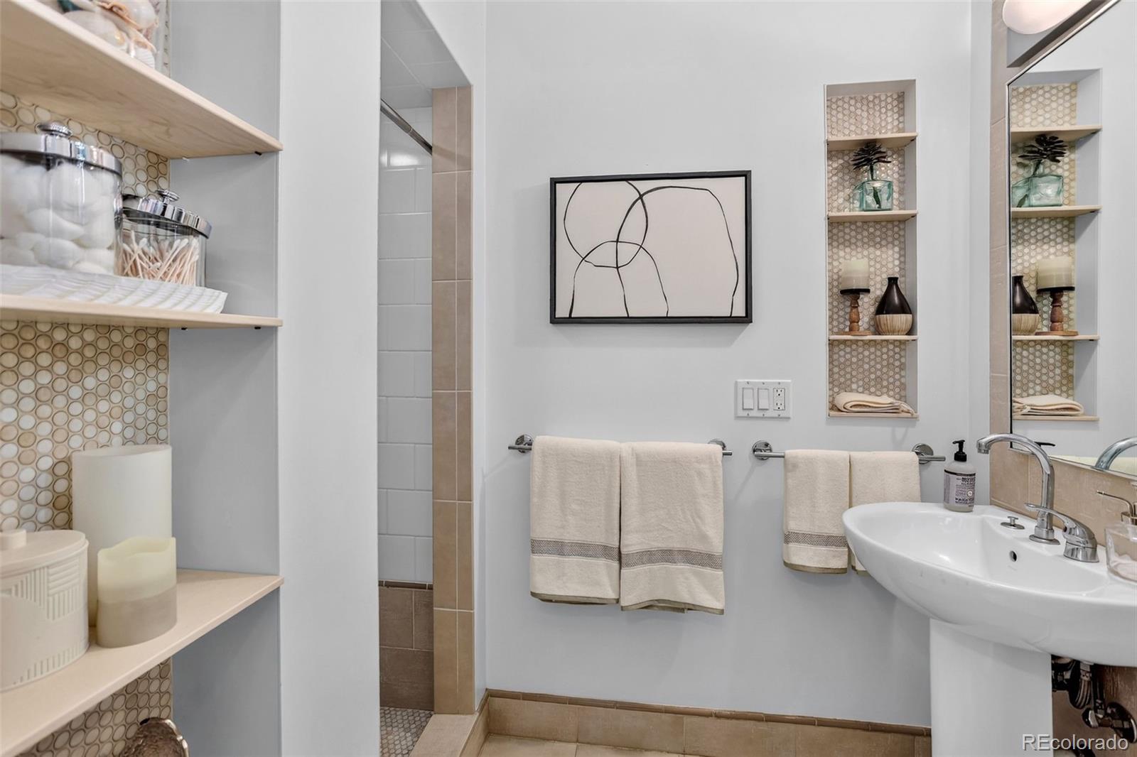 MLS Image #20 for 2140 e columbia place,denver, Colorado