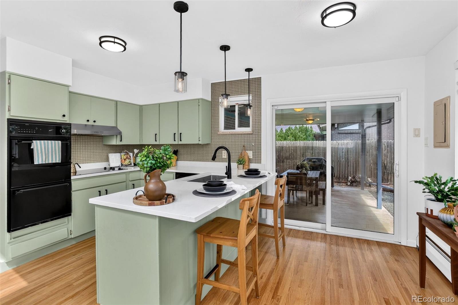 MLS Image #5 for 2140 e columbia place,denver, Colorado