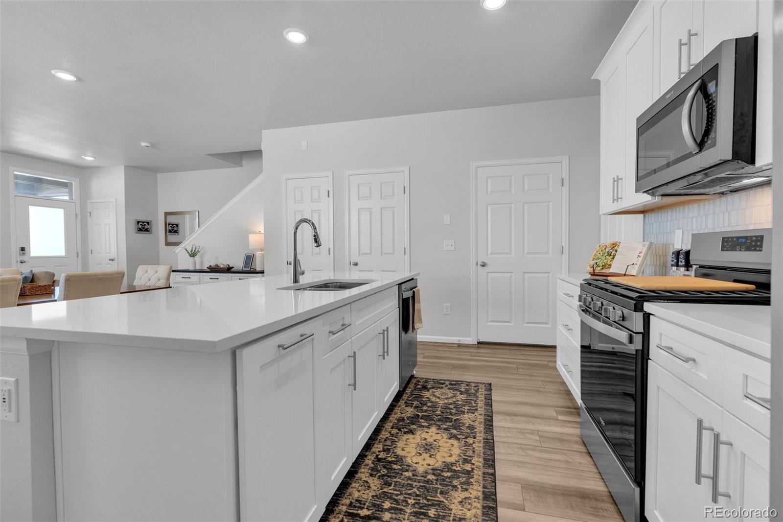 MLS Image #11 for 22150 e 8th avenue,aurora, Colorado