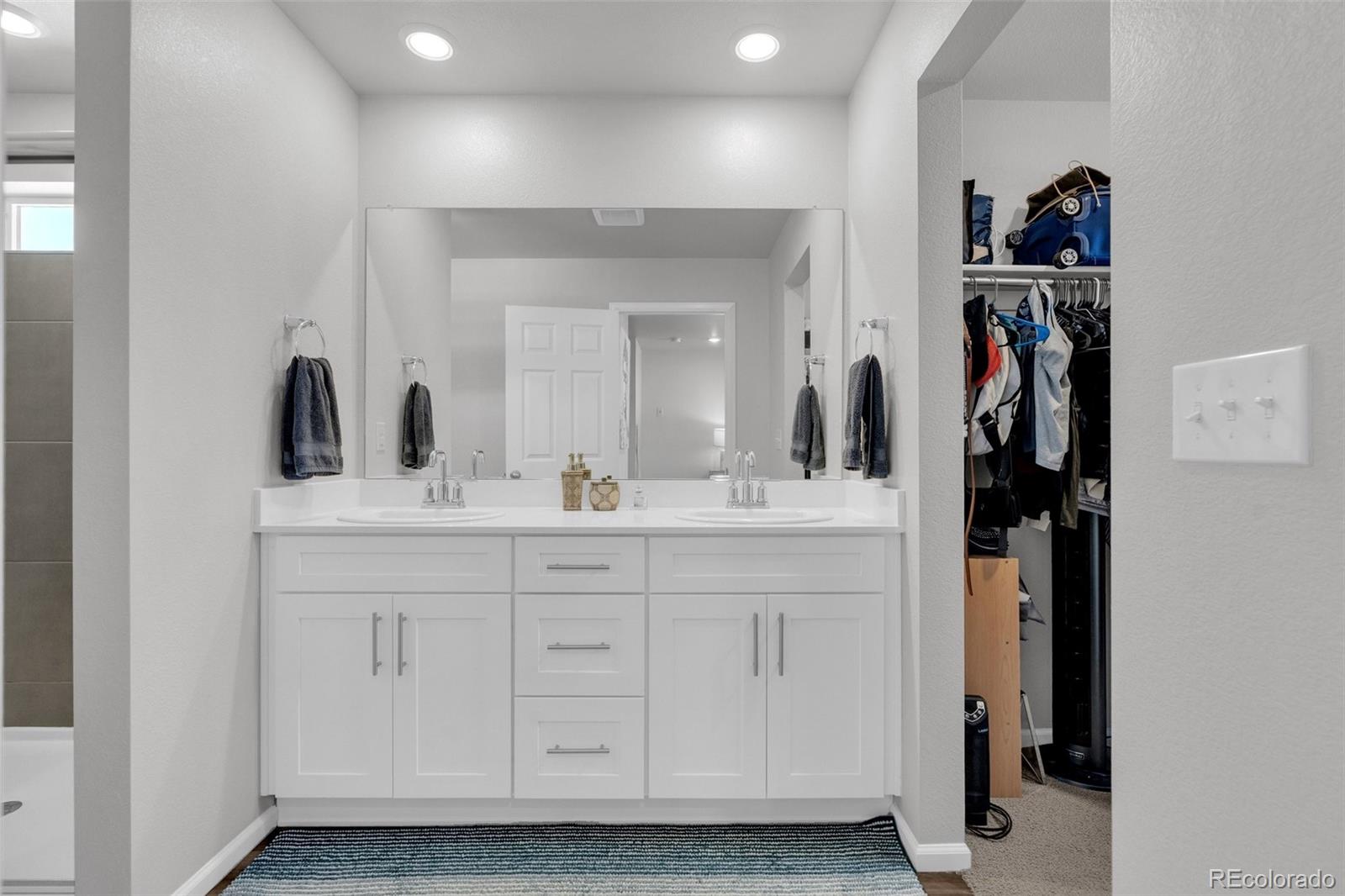 MLS Image #21 for 22150 e 8th avenue,aurora, Colorado