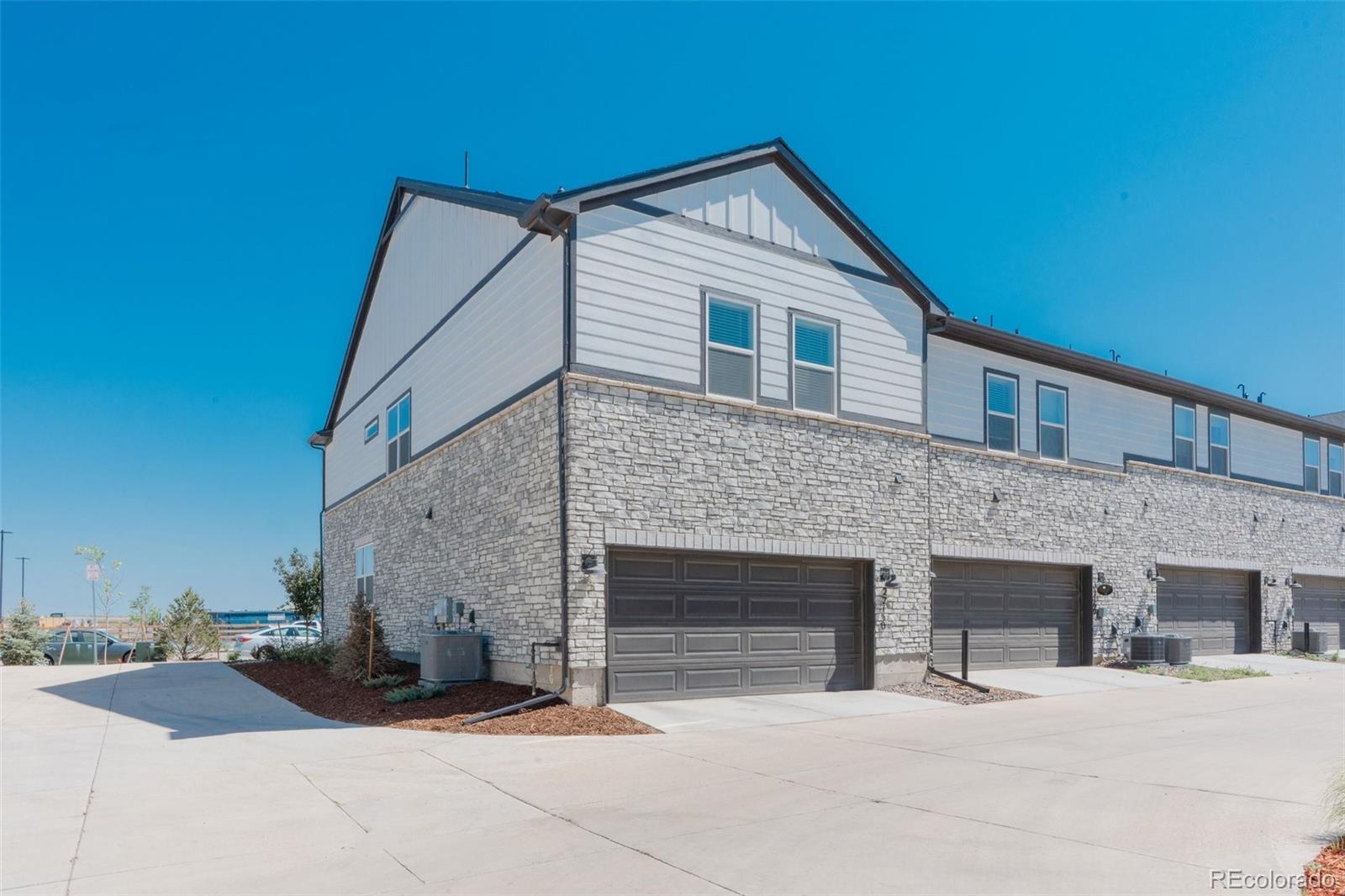 MLS Image #29 for 22150 e 8th avenue,aurora, Colorado