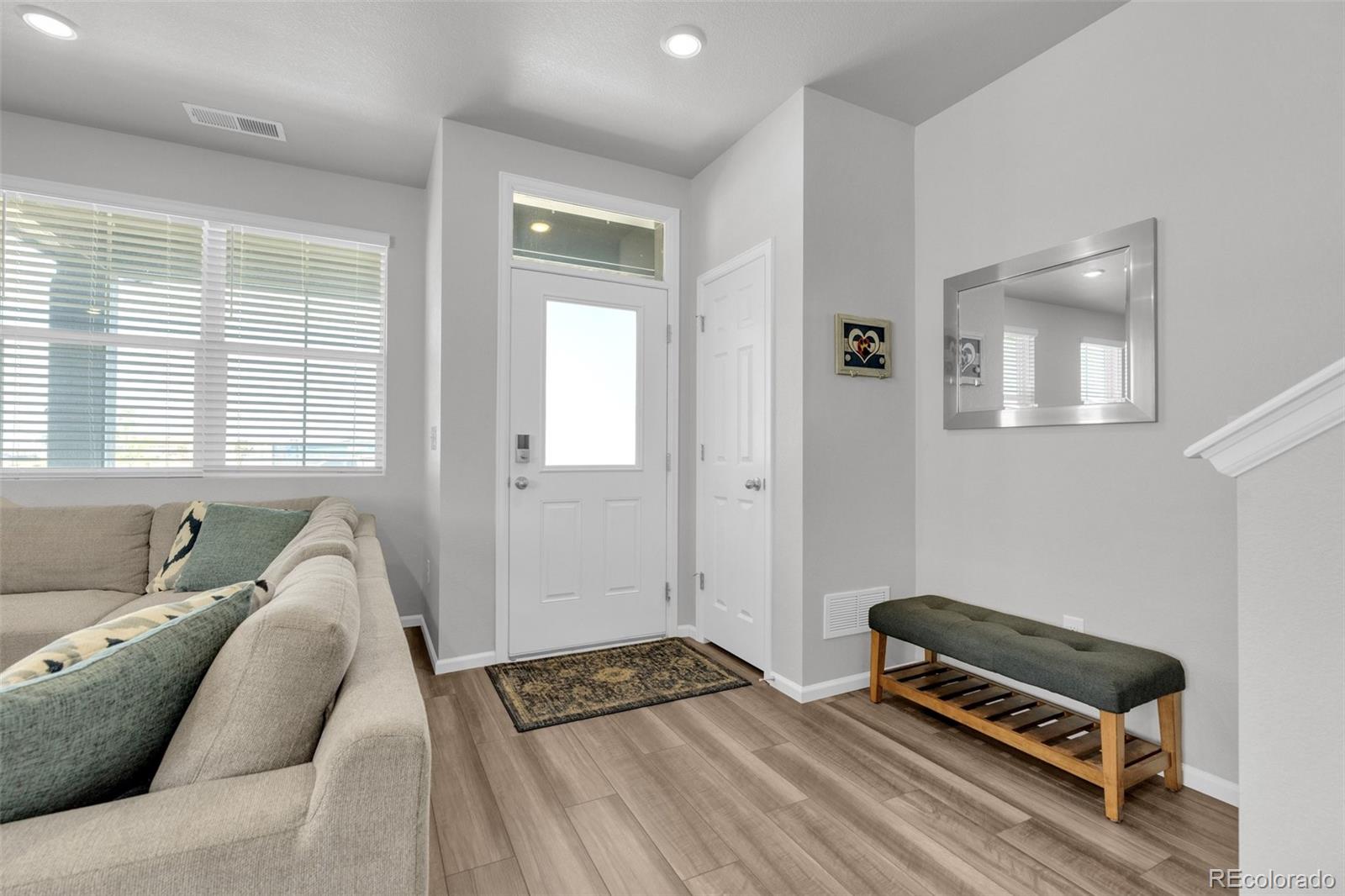 MLS Image #4 for 22150 e 8th avenue,aurora, Colorado
