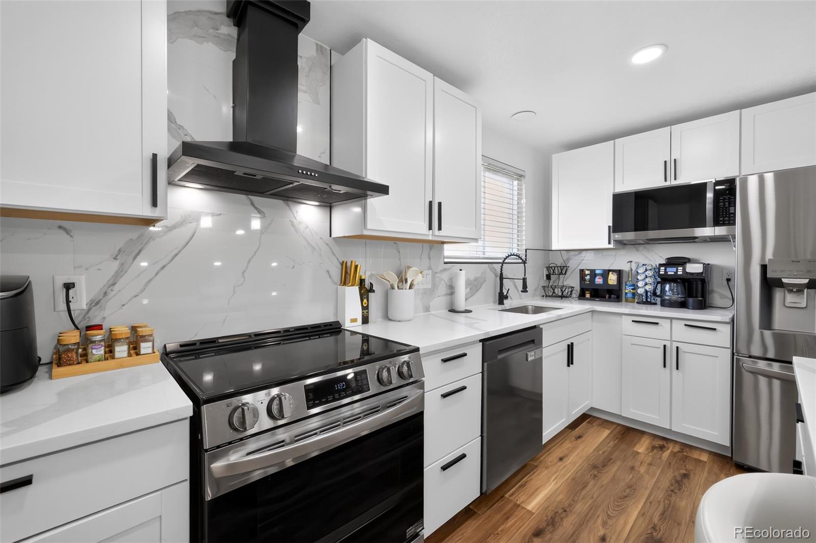 MLS Image #10 for 17990 e cornell drive,aurora, Colorado