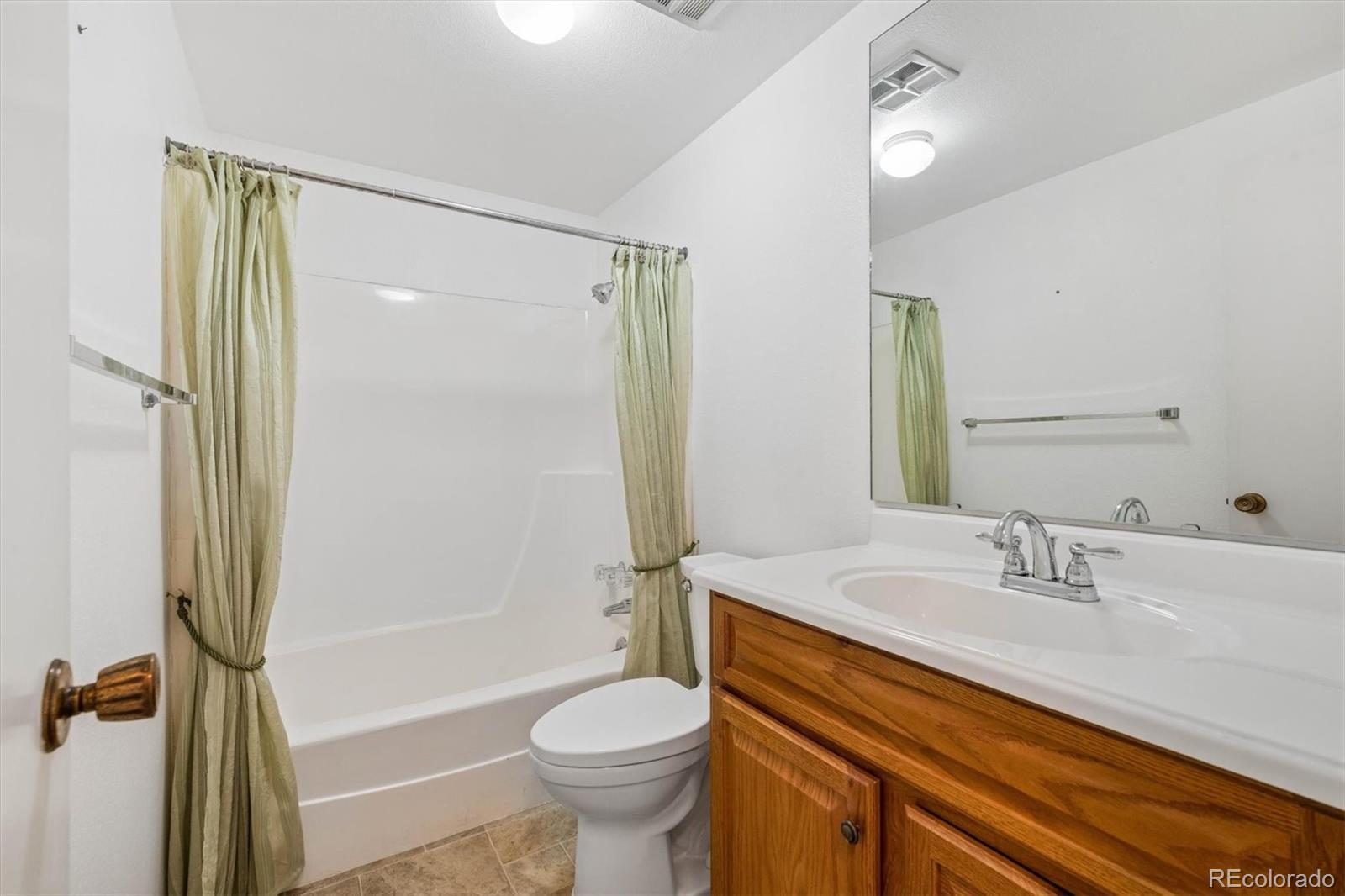 MLS Image #17 for 12182 e amherst circle,aurora, Colorado